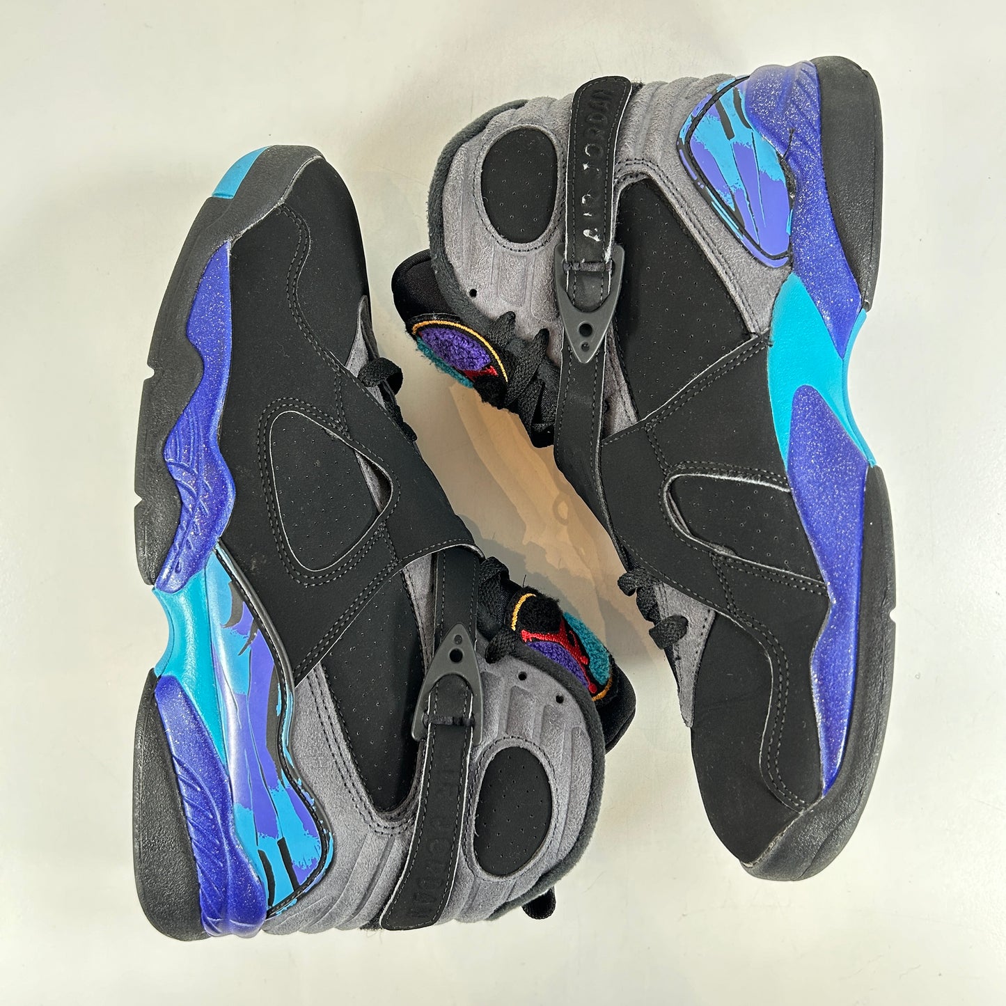 305381 025 Jordan 8 Retro Aqua (2015) [USED] - 9.5 M (Used)