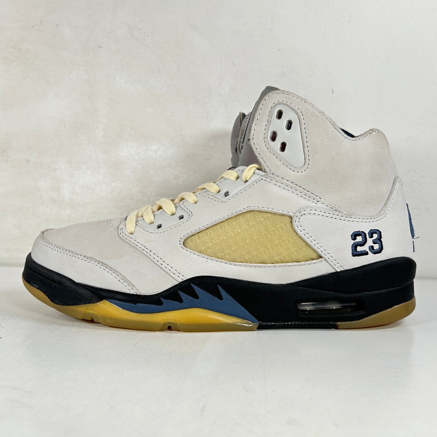 FZ5758 004 Jordan 5 Retro A Ma Maniére Dawn (Women's) [USED] - 11.5 W (Used6)