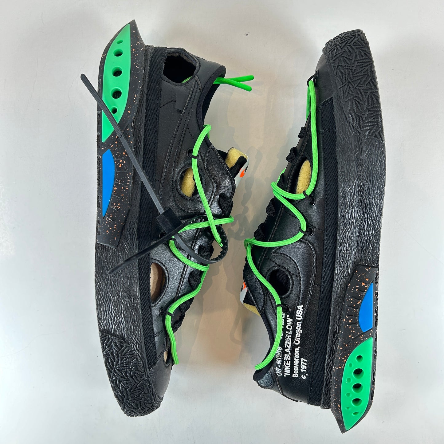 DH7863 001 Nike Blazer Low Off-White Black Electro Green [USED] - 9.5 (VNDS)