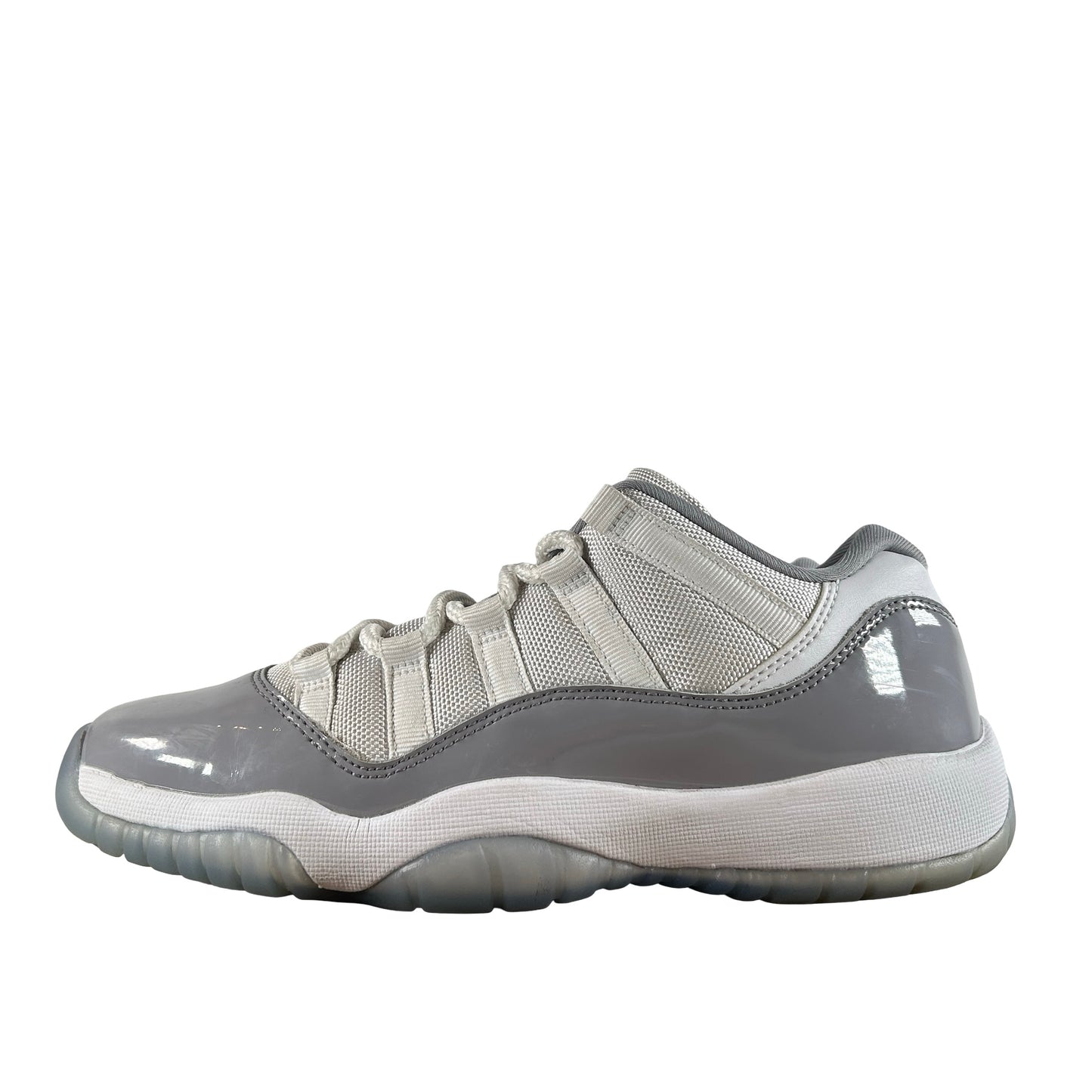 528896 140 Jordan 11 Retro Low Cement Grey (GS) [USED] - 7 Y (Used)