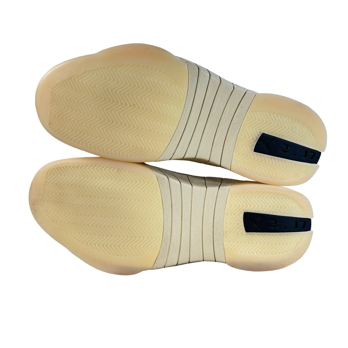 IV7637 100 Jordan 15-23RE Black Muslin [USED] - 12 M (Used)