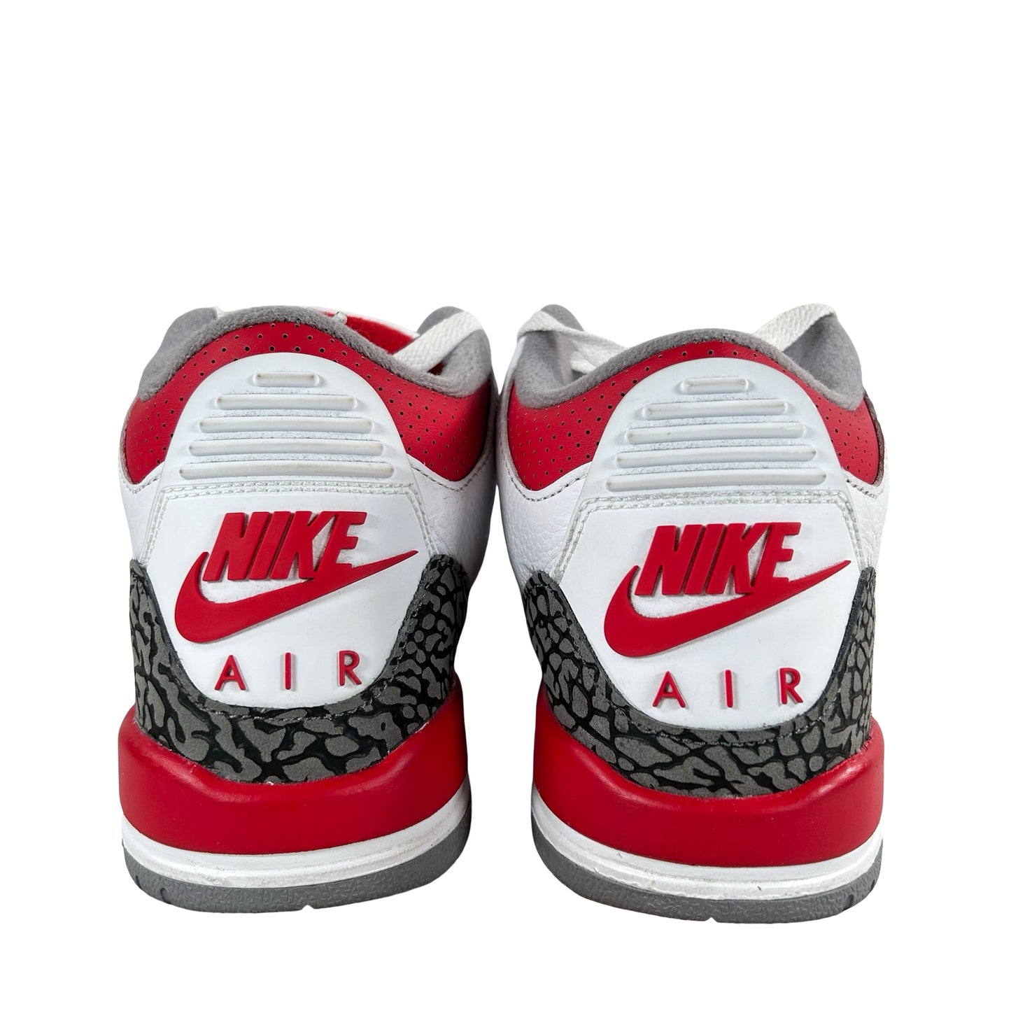 DM0967 160 Jordan 3 Retro Fire Red (2022) (GS) [USED] - 6 Y (Used)