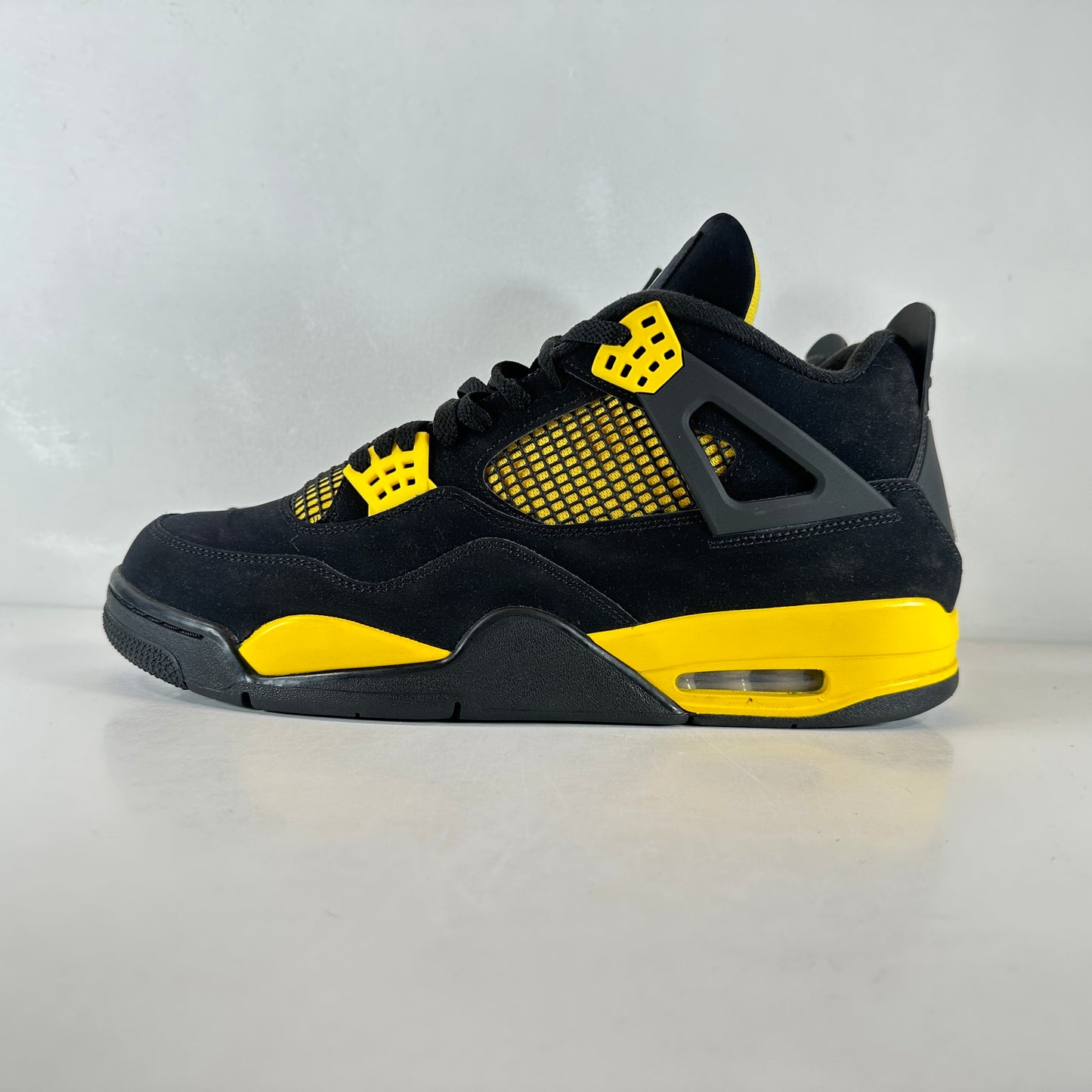 DH6927 017 Jordan 4 Retro Trueno