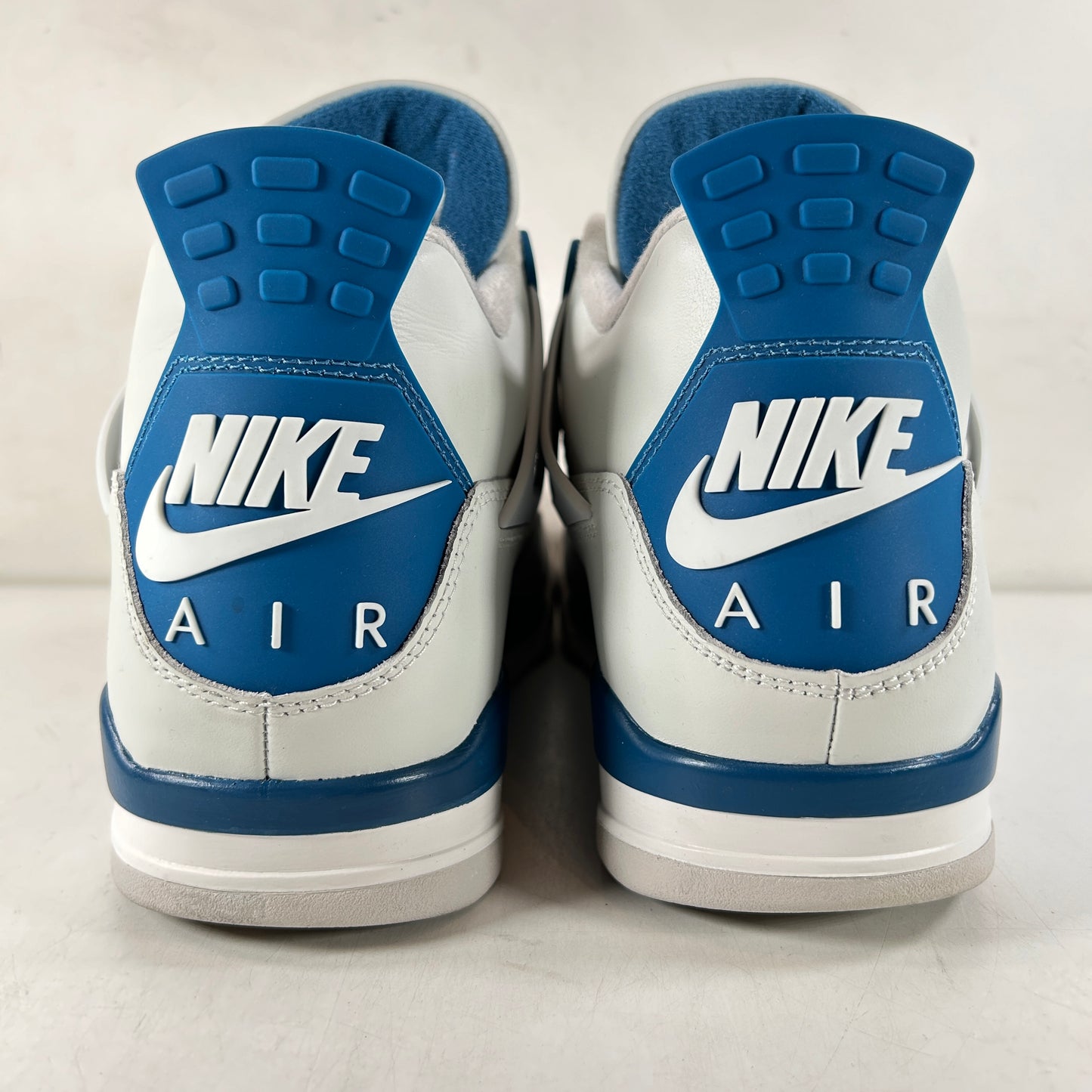 FV5029 141 Jordan 4 Retro Military Blue (2024) [USED] - 13 M (Used3)