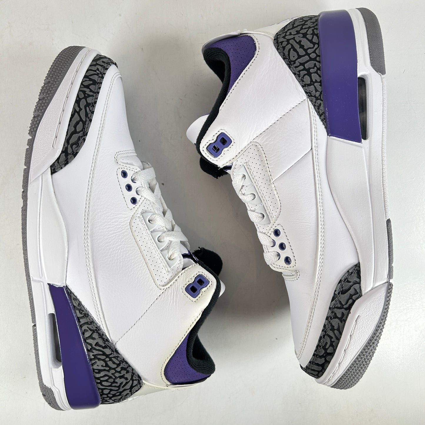 CT8532 105 Jordan 3 Retro Dark Iris [CONDITIONAL]