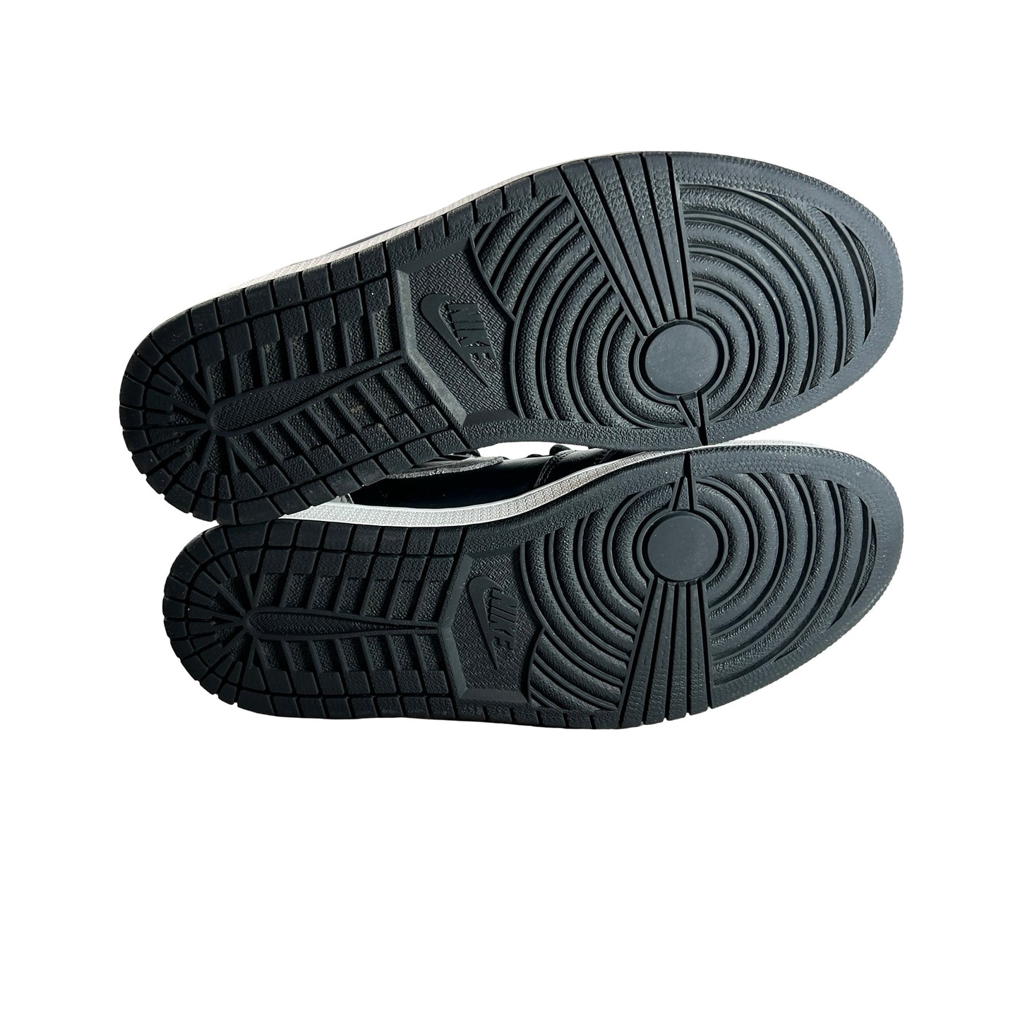 555088 013 Jordan 1 Shadow (2018) [USED] - 9 M (Used4)