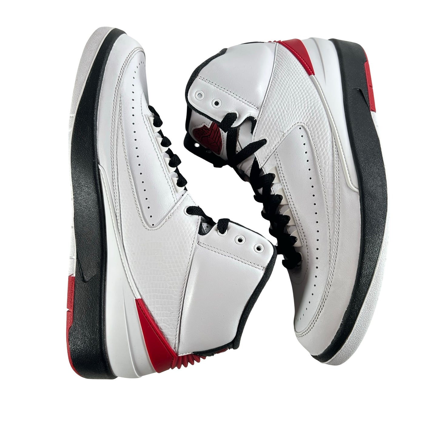 DX2454 106 Jordan 2 Retro OG Chicago (2022) [USED] - 10 M (Used2)