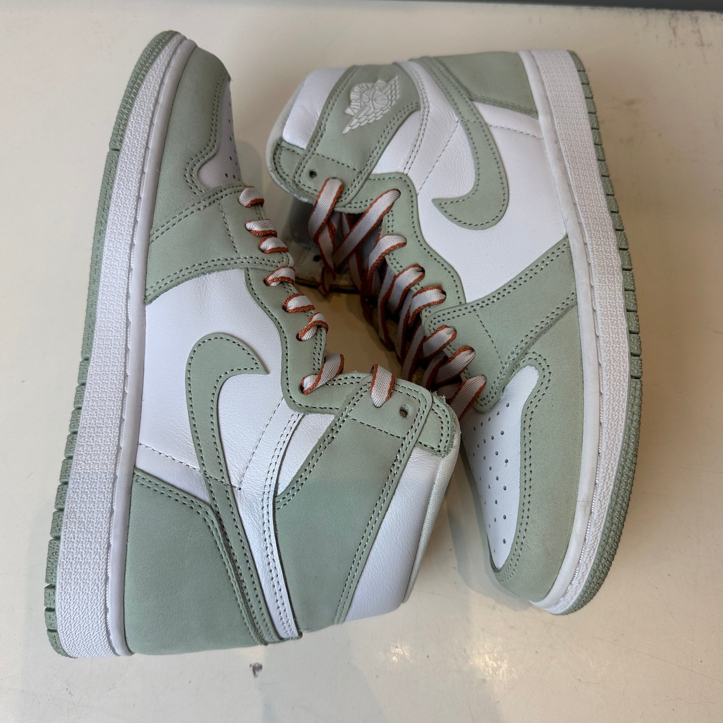 CD0461 002 Jordan 1 High OG Seafoam [USED] - 8.5 W (Used) (No Box)