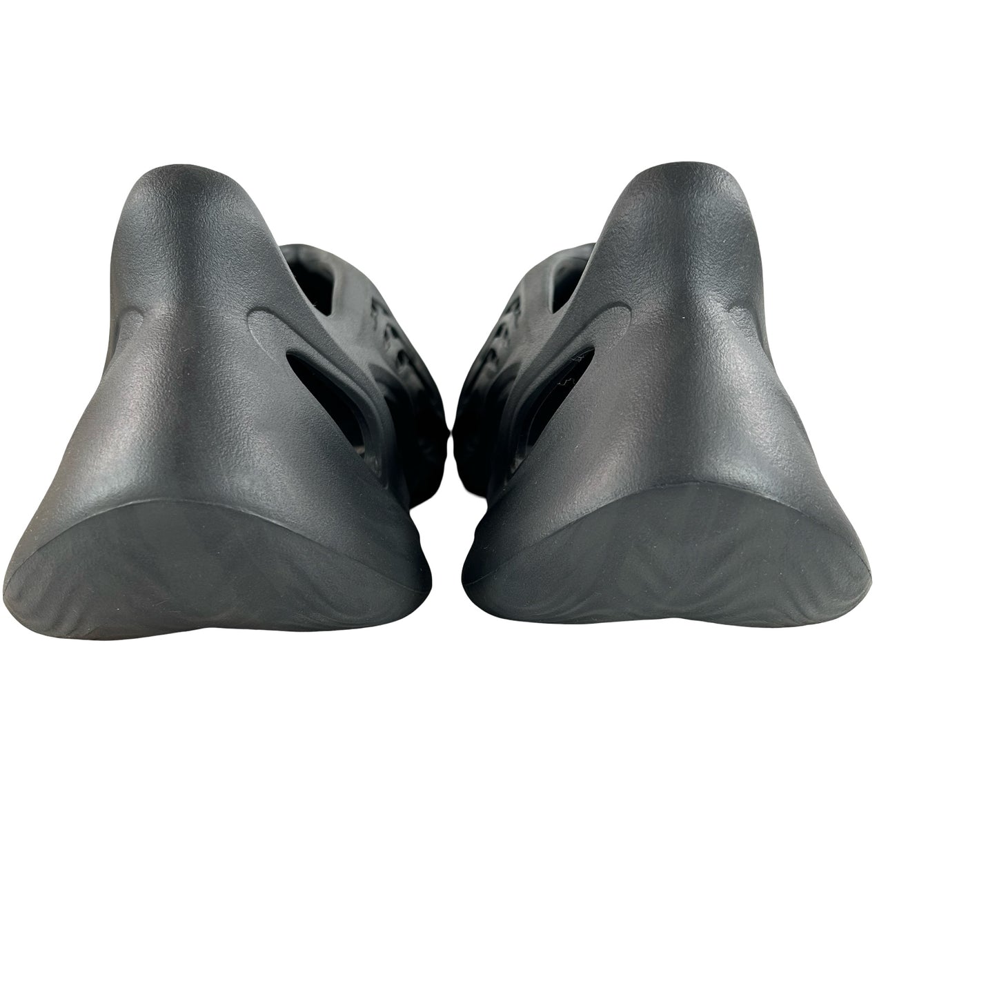 HP8739 Adidas Yeezy Foam RNR Onyx [USED] - 11 M (Used6)