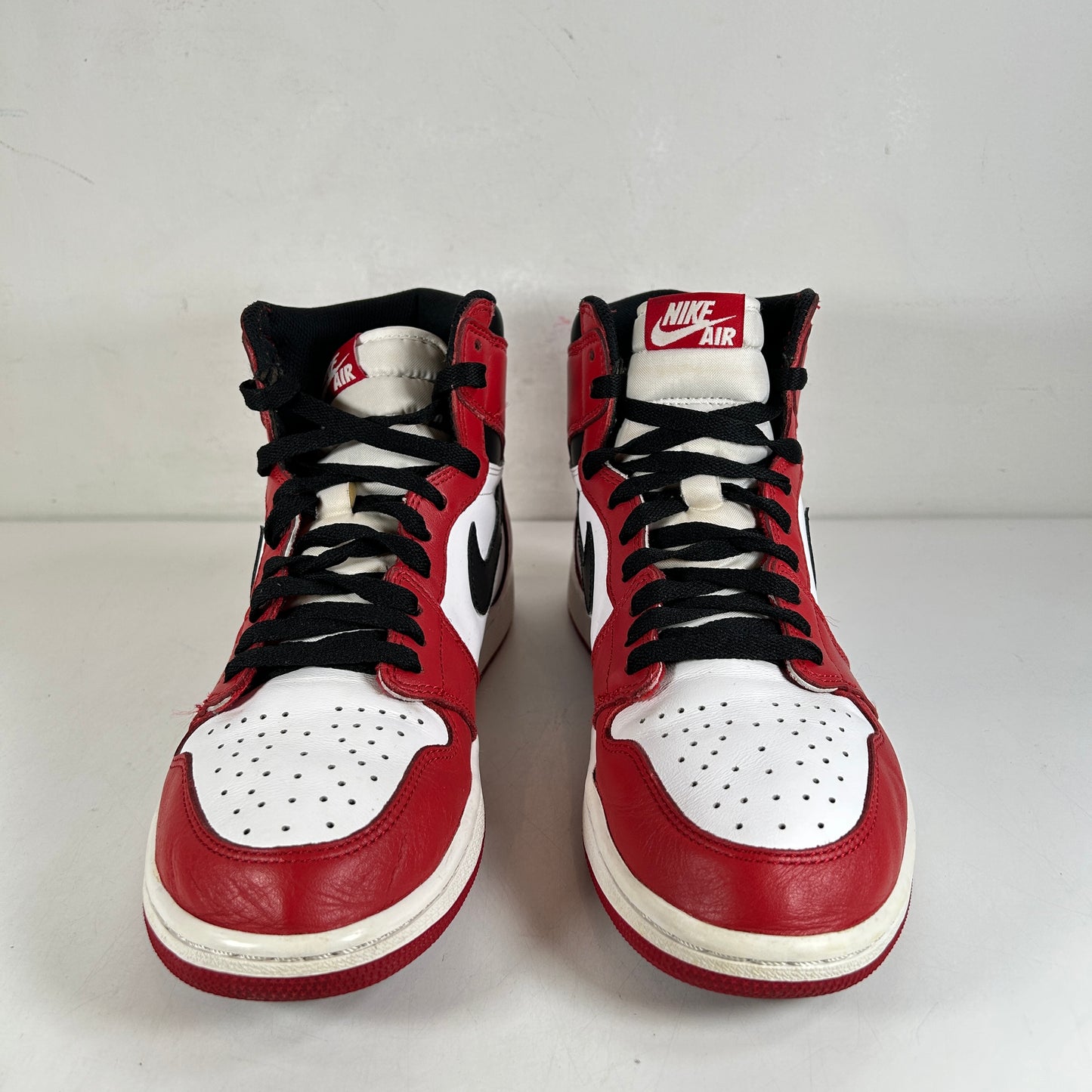 555088 101 Jordan 1 Chicago 2015 [USED] - 11 M (Used) (No Box)