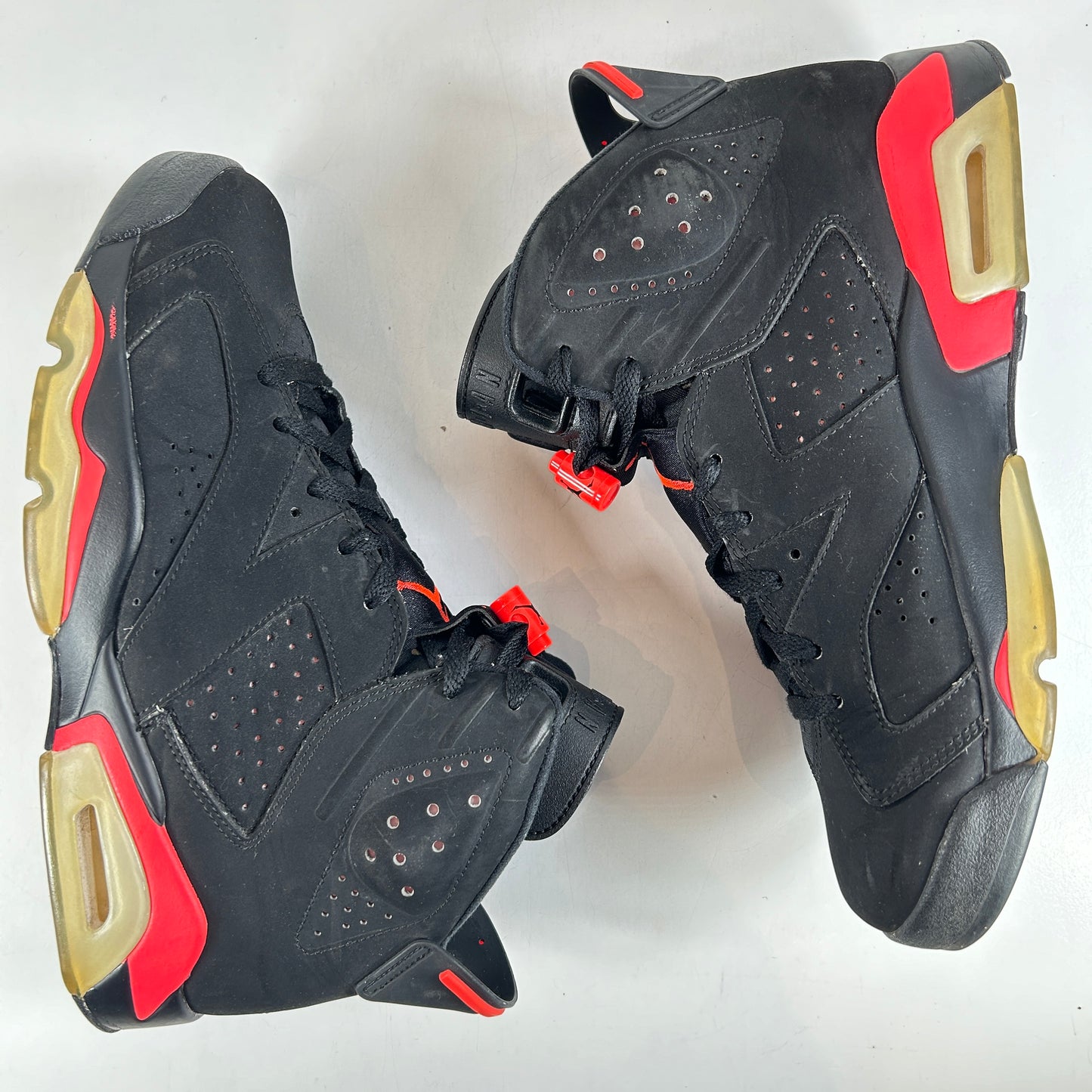 384664 023 Jordan 6 Retro Infrared Black (2014) - 9.5 M (Used2)