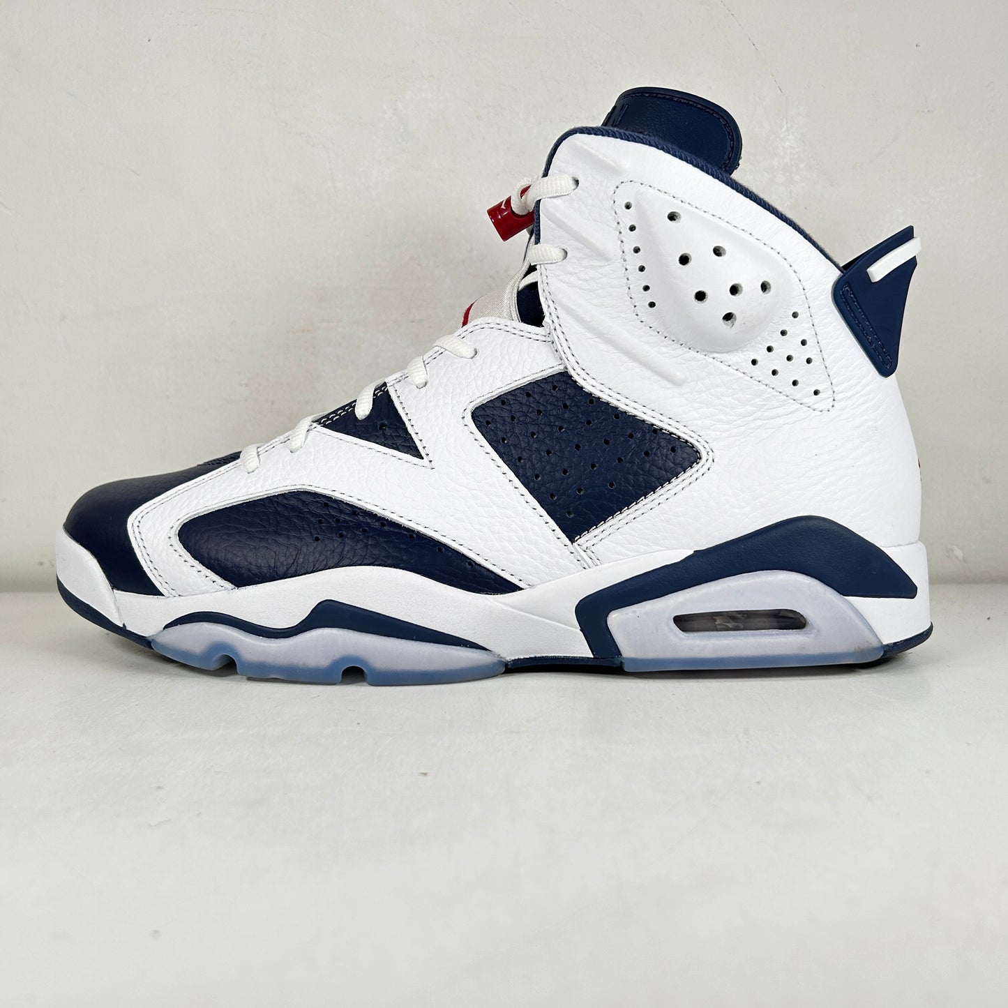 CT8529 164 Jordan 6 Retro Olympic (2024) [USED] - 11 M (Used2)