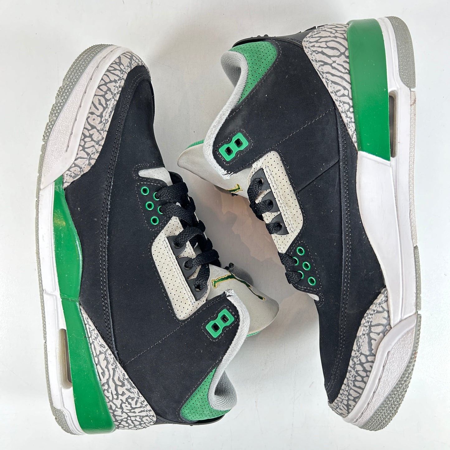 CT8532 030 Jordan 3 Retro Pine Green [USED] - 8 M (Used)