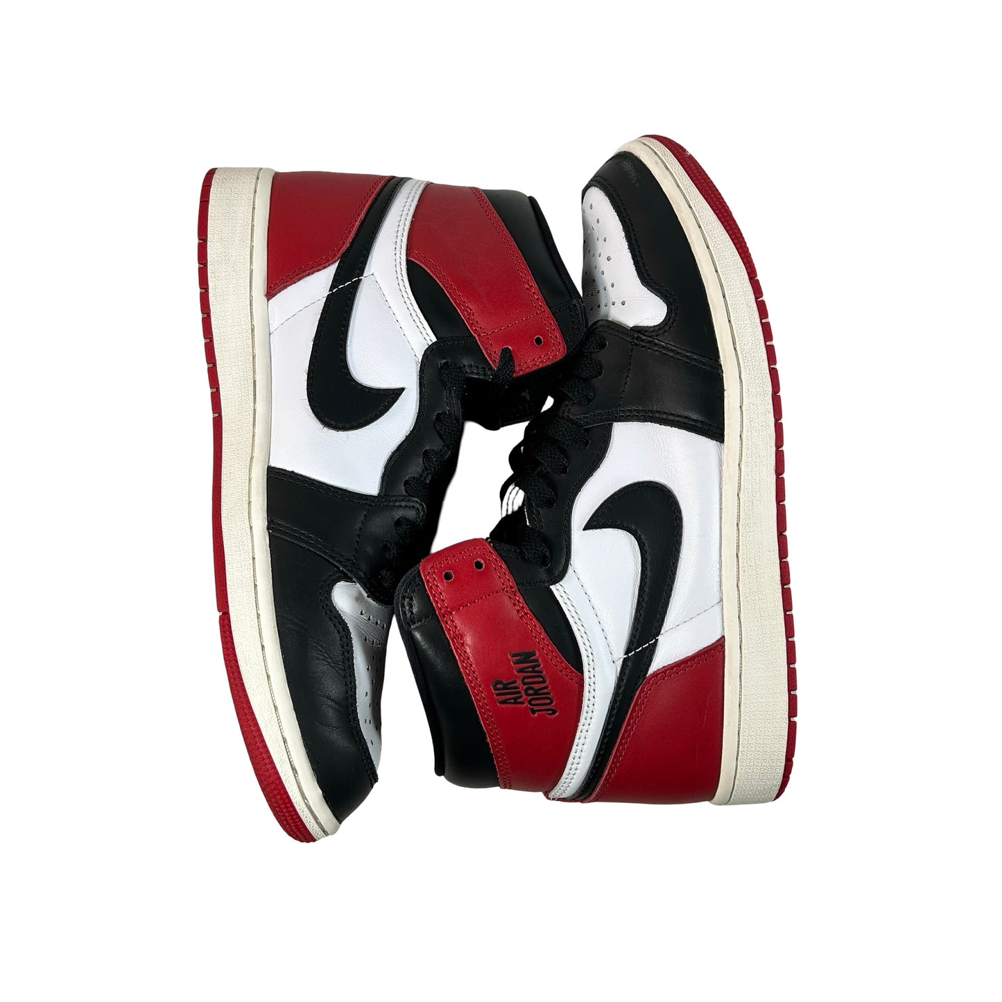 DZ5485 106 Jordan 1 Retro High OG Black Toe Reimagined [USED] - 9.5 M (Used12)