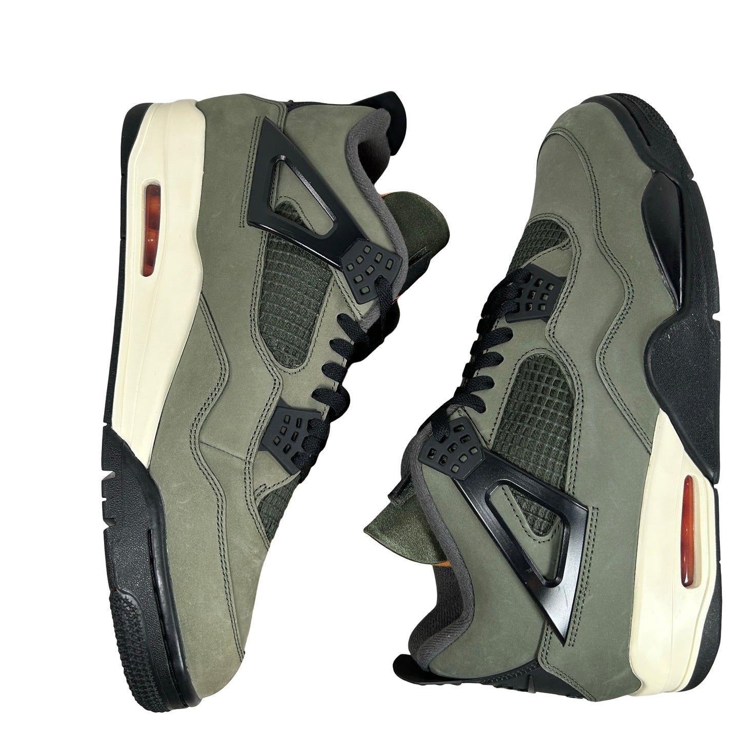 IB1519 200 Air Jordan 4 Retro OG SP Undefeated (2025) - 13 M (Discolored Left Foot)