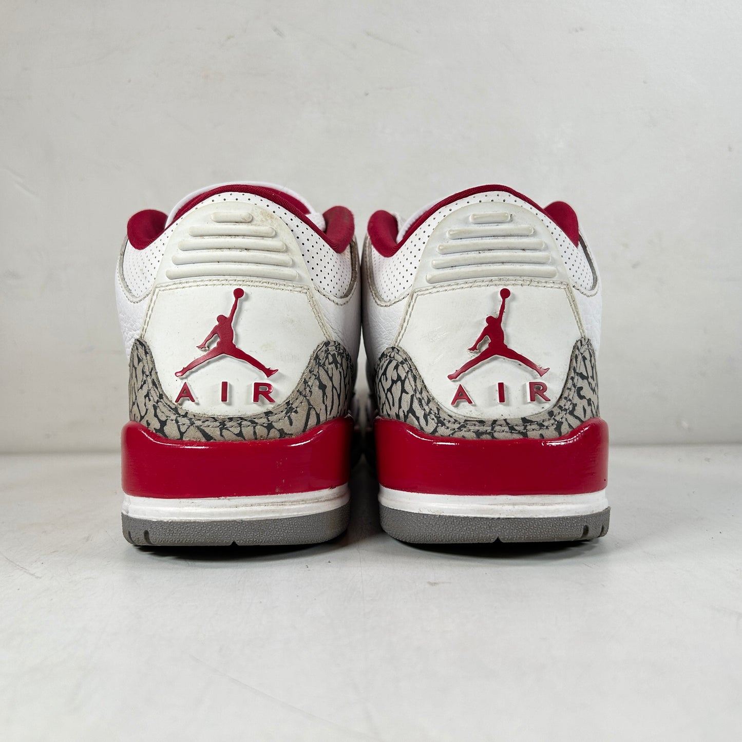 CT8532 126 Jordan 3 Retro Cardinal Red [USED] - 7.5 M (Used)