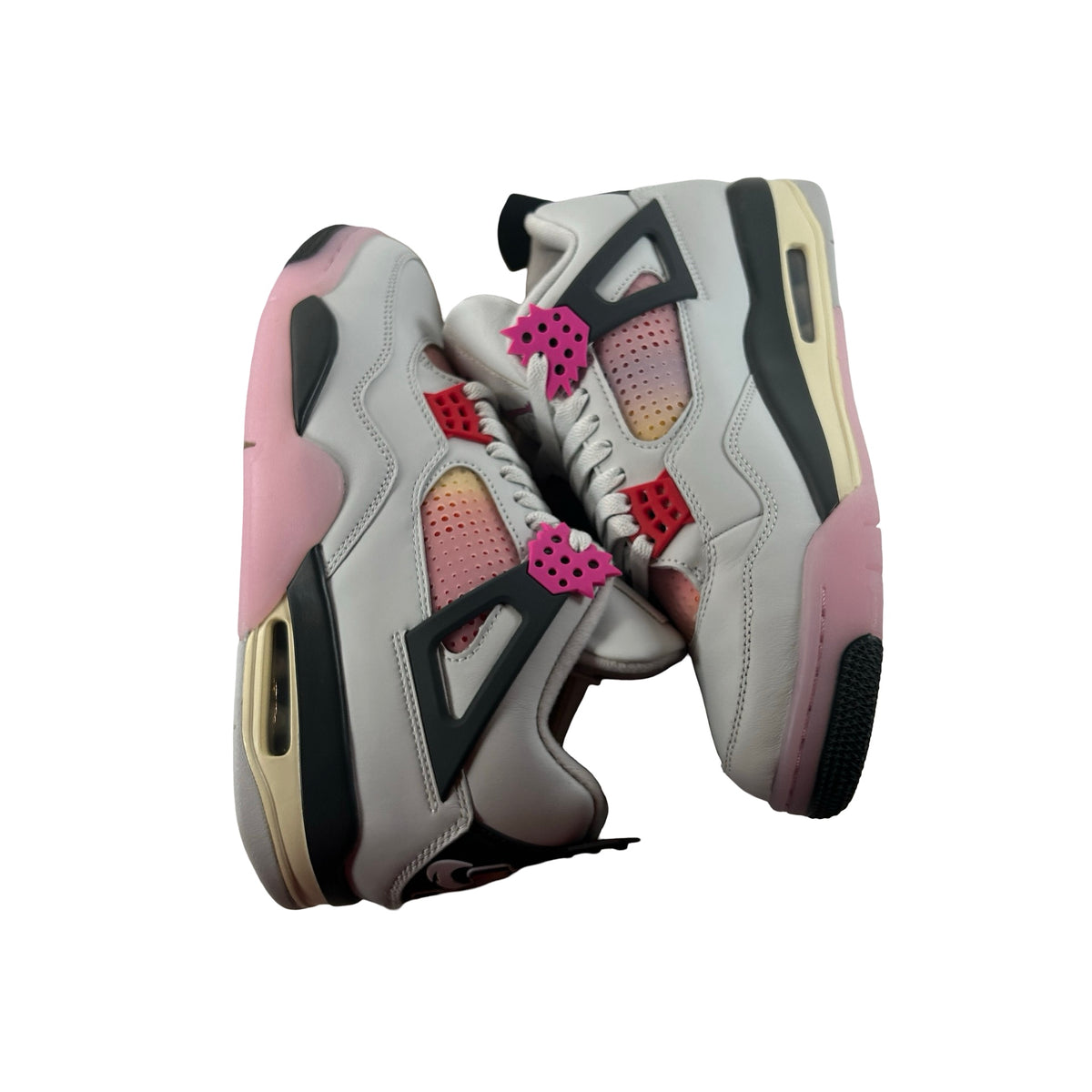 JA1135 100 Jordan 4 Retro Comic [USED] - 8 M (Used)