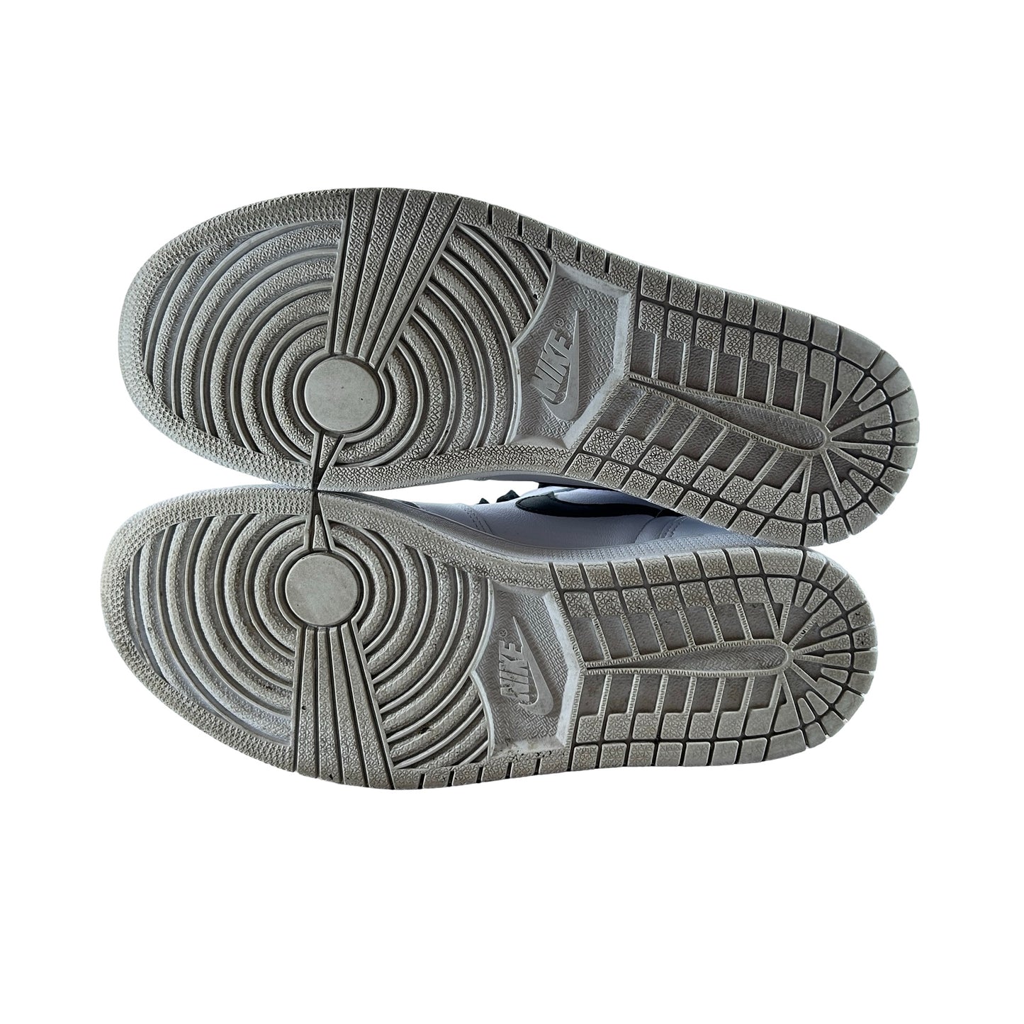 555088 102 Jordan 1 Retro Yin Yang White [USED] - 9 M (Used)