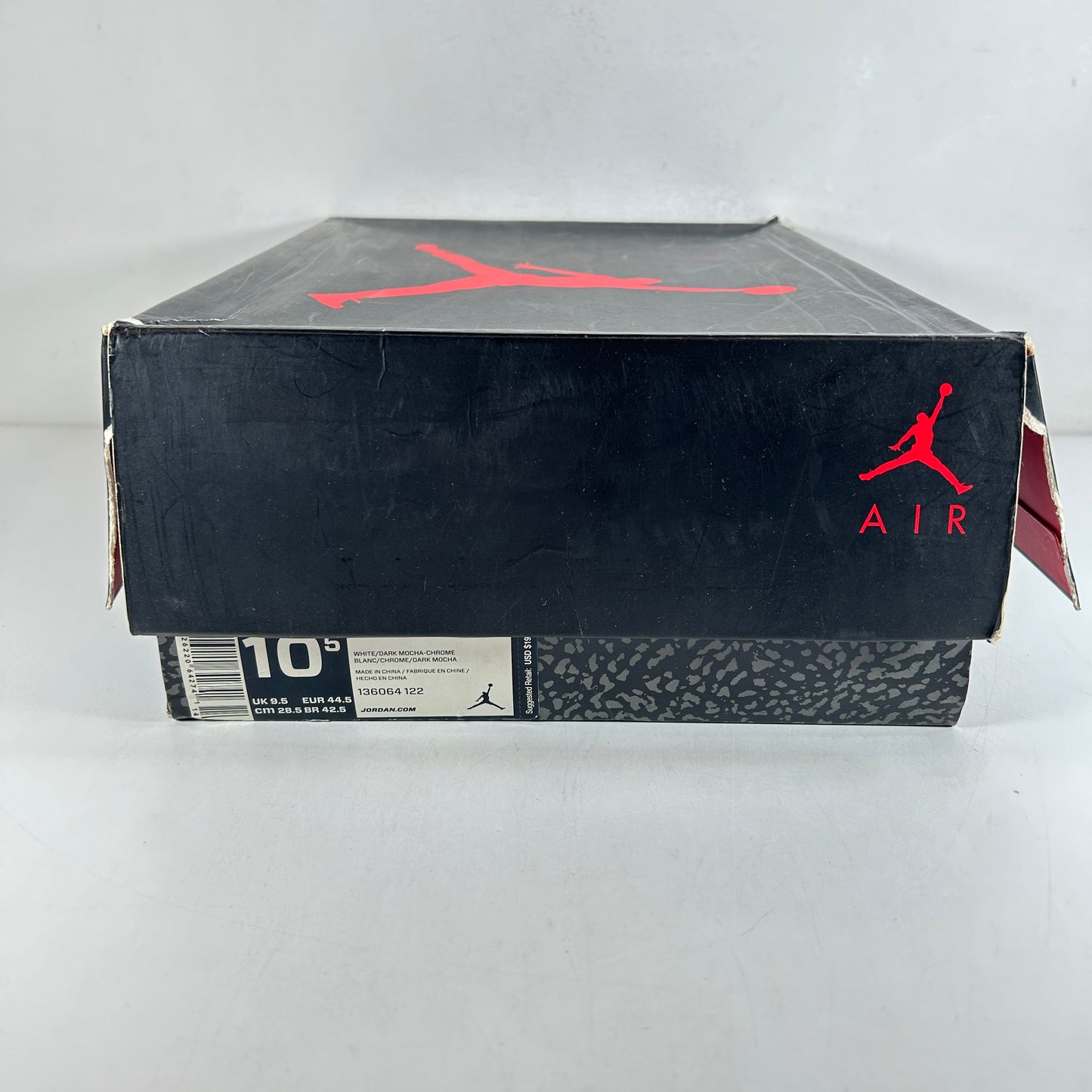 136064 122 Jordan 3 Retro Mocha (2018) [USED] - 10.5 M (Used)