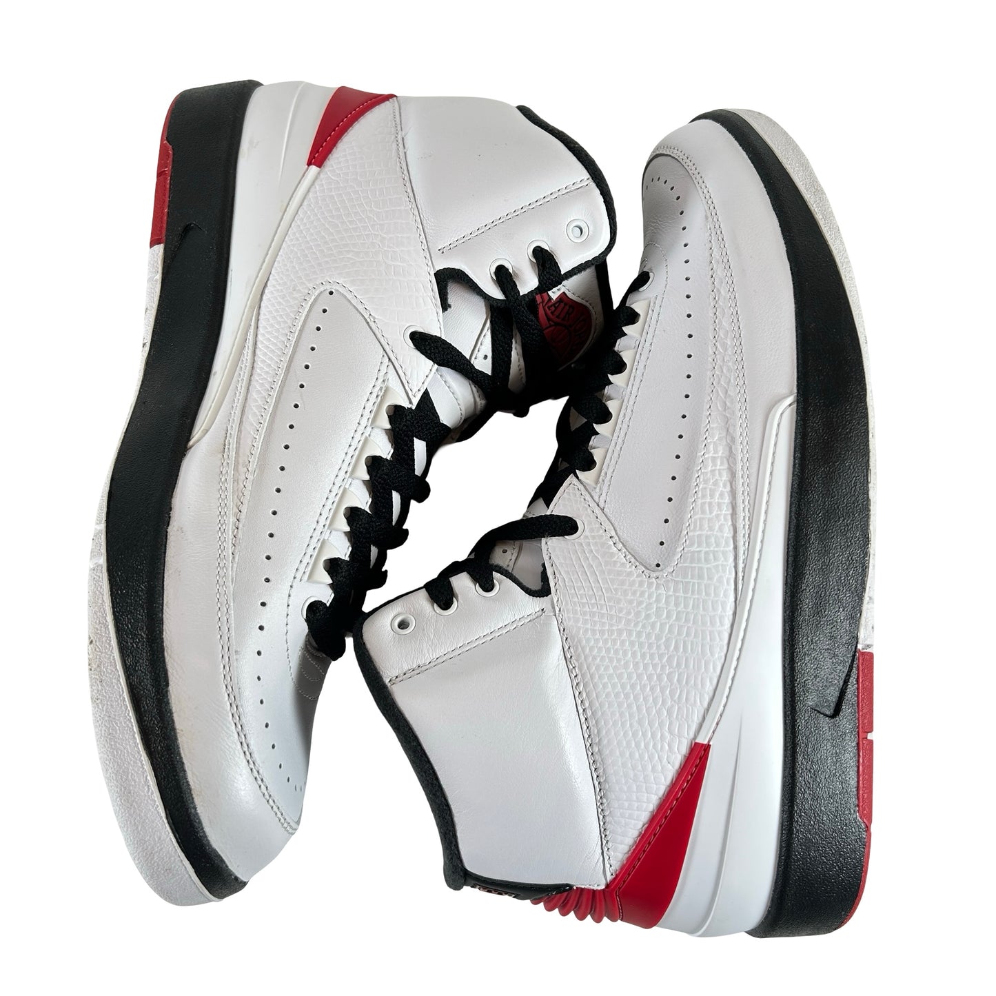 DX2454 106 Jordan 2 Retro OG Chicago (2022) [USED] - 10 M (Used)