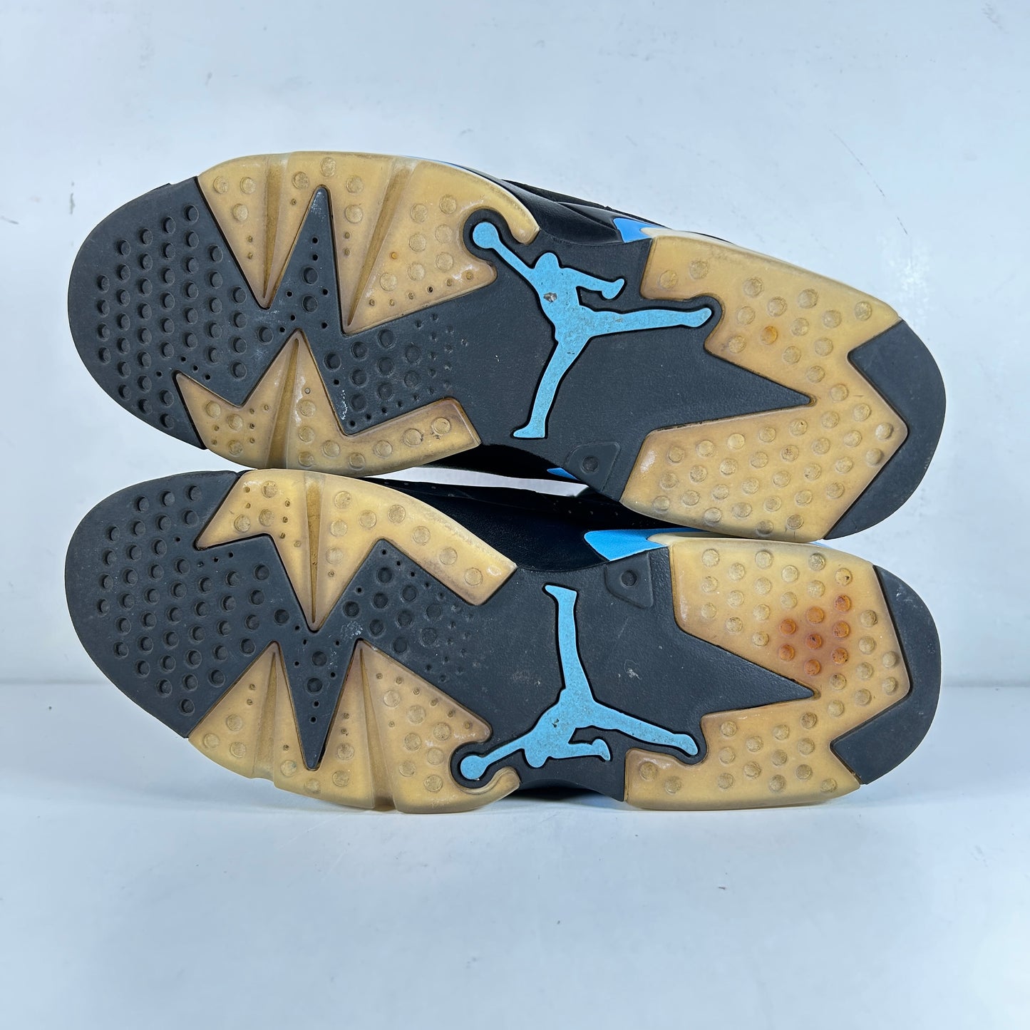 384664 006 Jordan 6 UNC [USED] - 10 M (Used) (Replace Box)