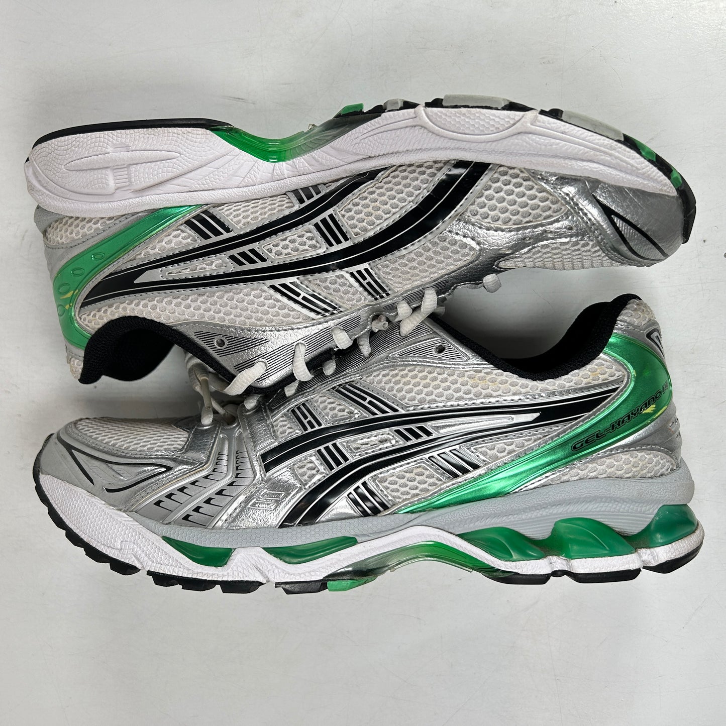 1201A019 110 ASICS Gel-Kayano 14 White Malachite Green [USED] - 9 M (Used) (No Box)