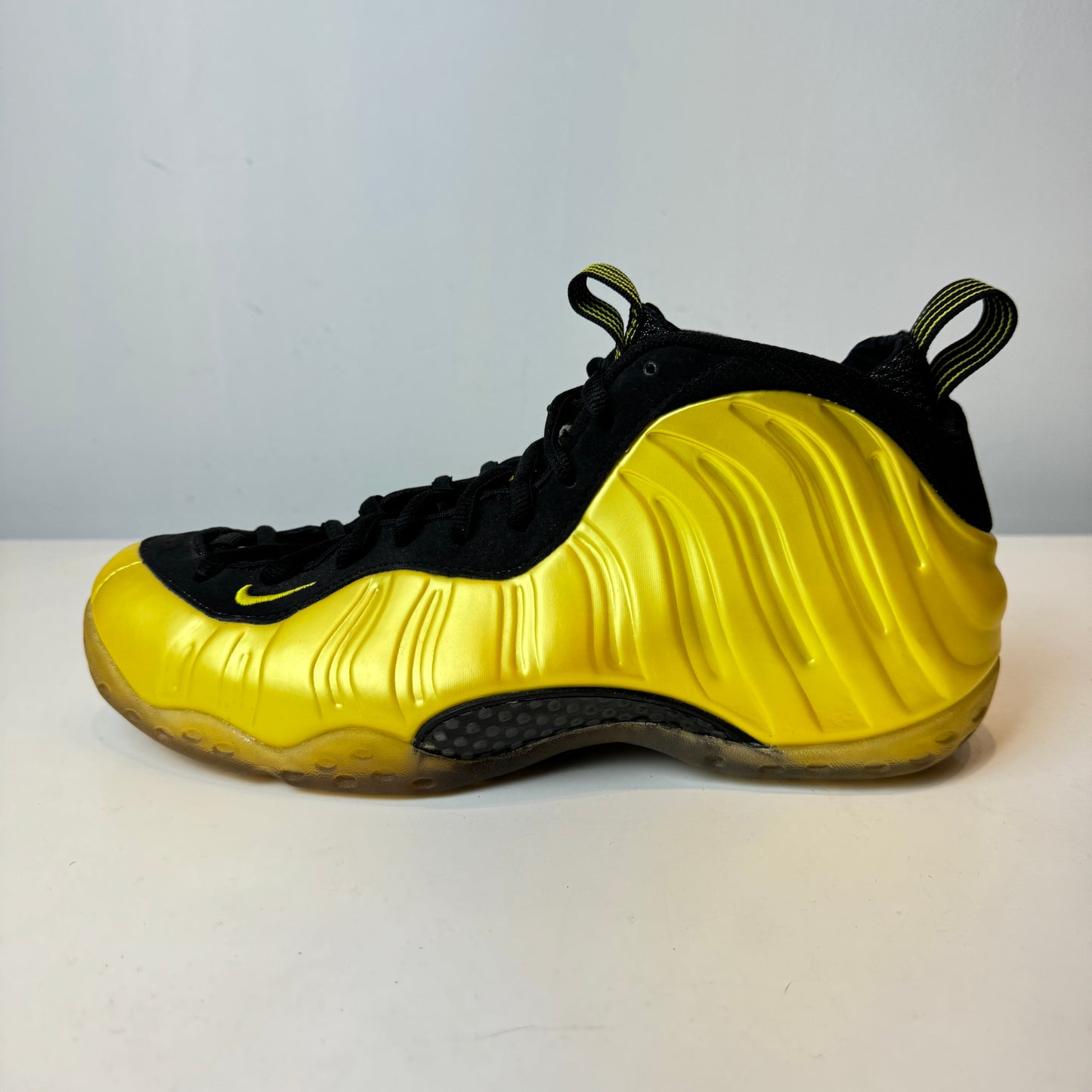 314996 330 Nike Air Foamposite One Electrolime [USED] - 11 M (Used) (No Box)