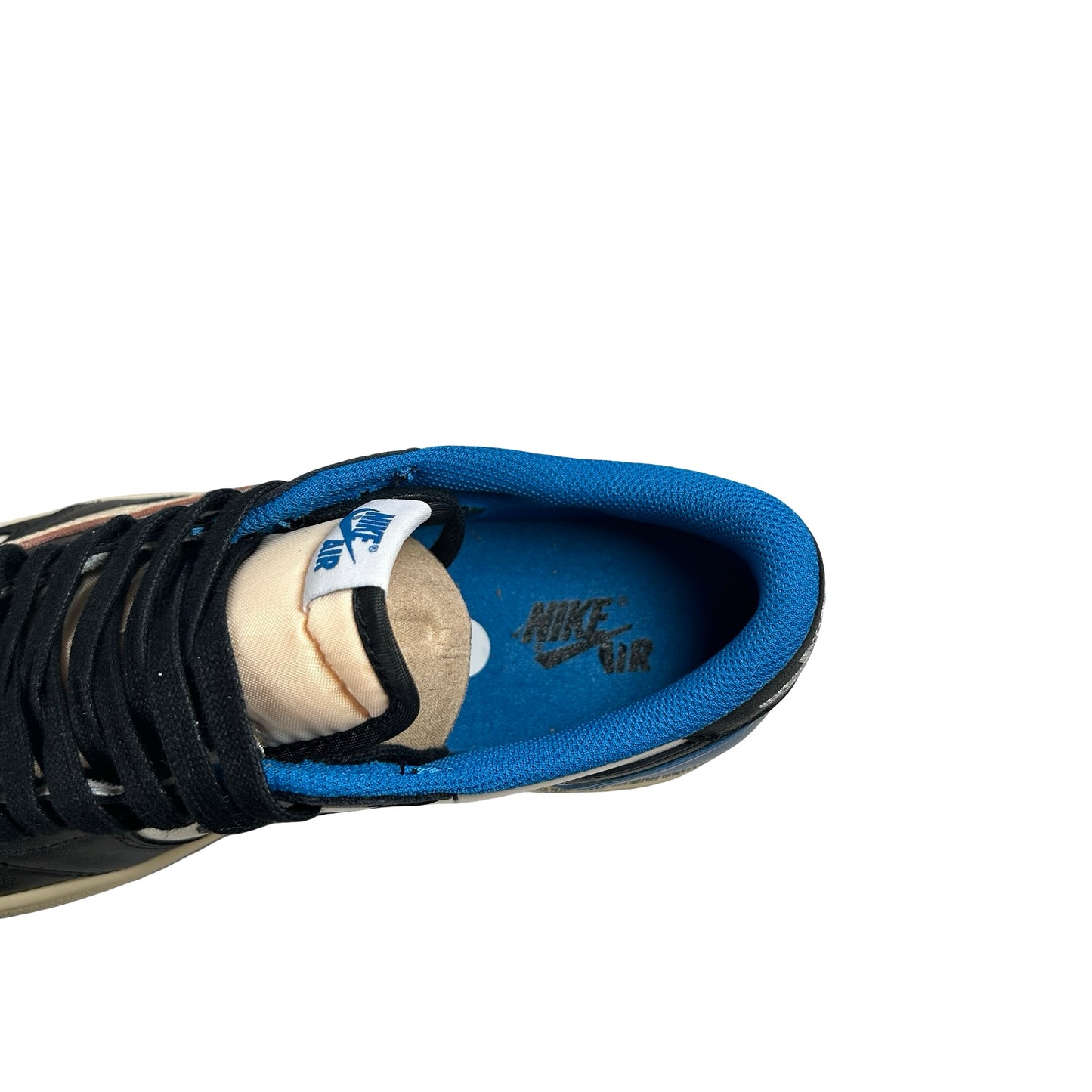 DM7866 140 Jordan 1 Low Fragment x Travis Scott [CONDITIONAL] - 9 M (Lettering inside right shoe peeling)