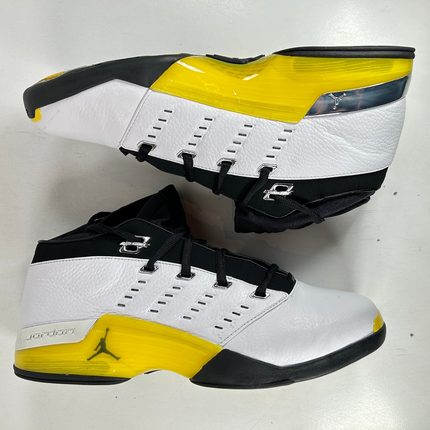 FJ0395 100 Jordan 17 Retro Low All-Star Lightning (2024) [USED] - 13 M (Used)