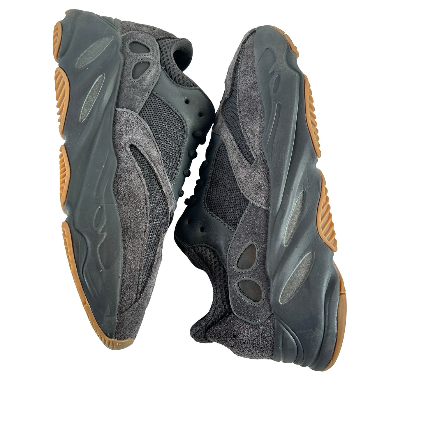 FV5304 adidas Yeezy Boost 700 Utility Black (2019/2023) [USED] - 12 M (Used)