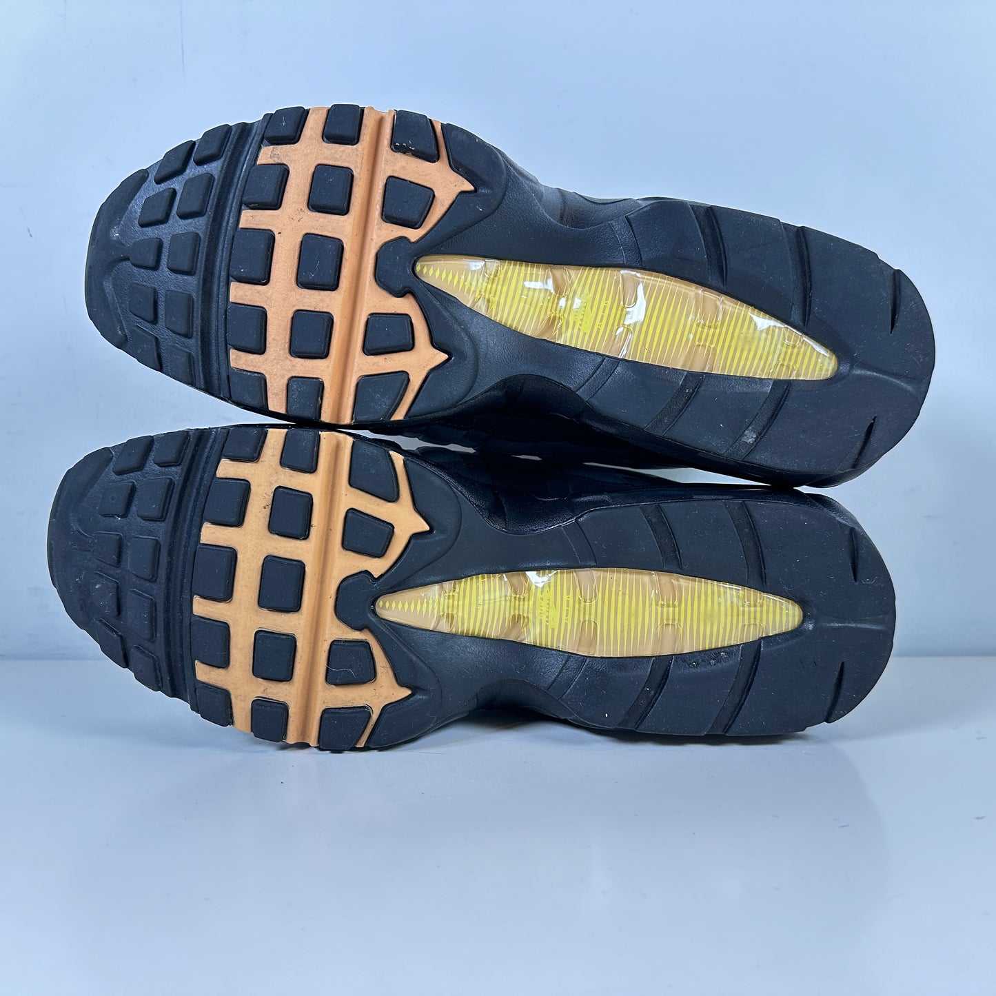 DX4236 100 Nike Air Max 95 Icons Yellow Strike [USED] - 13 M (Used) (Replace Box)