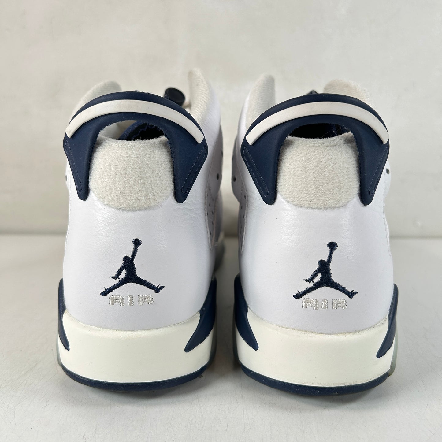 384665 141 Jordan 6 Retro Midnight Navy GS [USED] - 6.5 Y (Used)