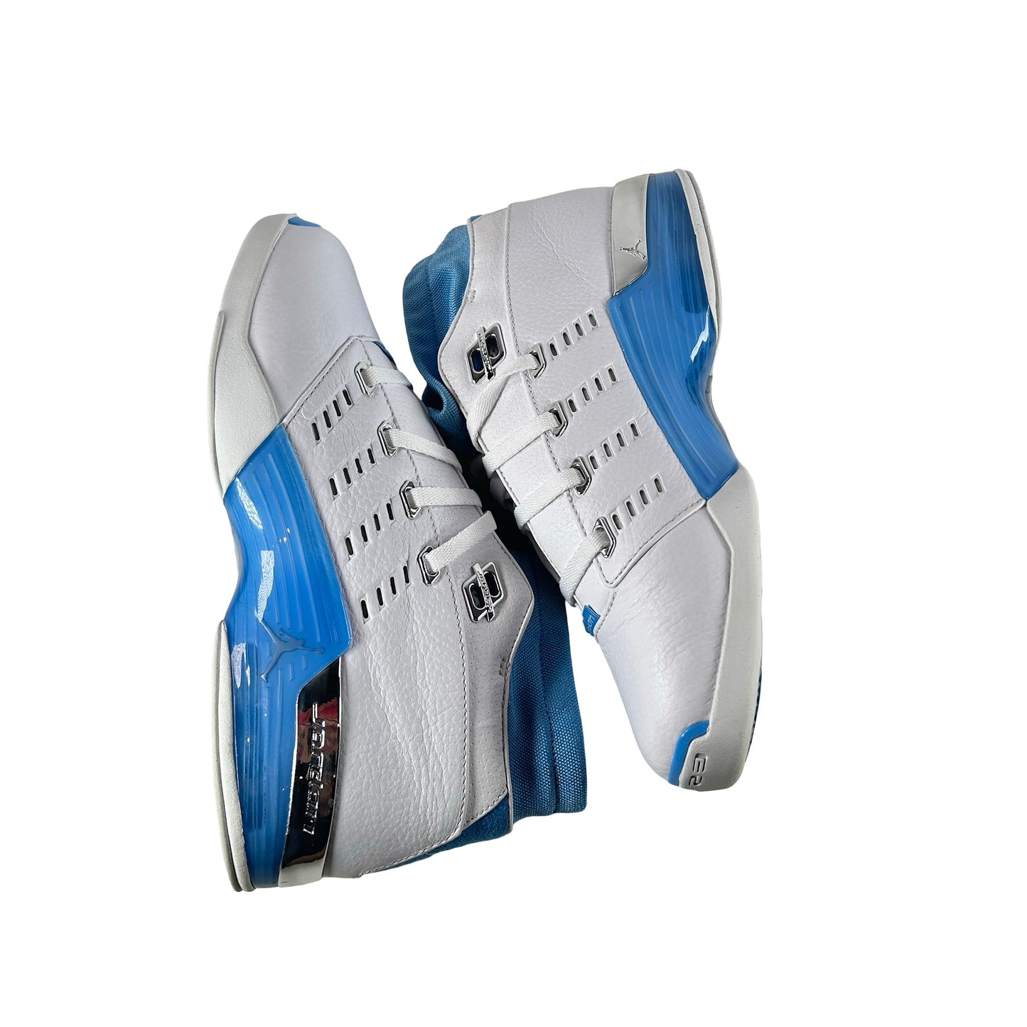FJ0395 101 Jordan 17 Retro Low SP University Blue (2024) [USED] - 9 M (Used)