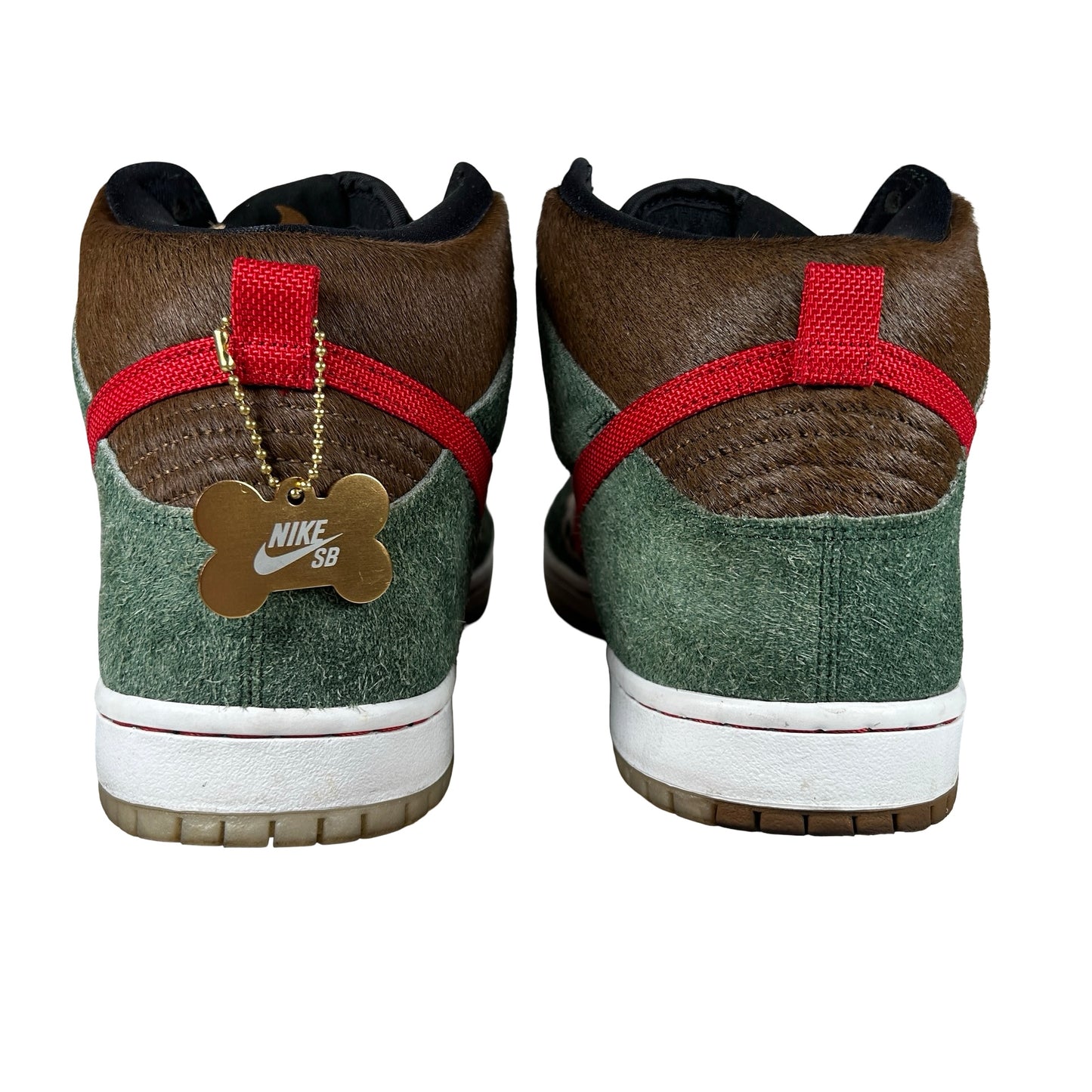 BQ6827 300 Nike SB Dunk High Paseador de perros