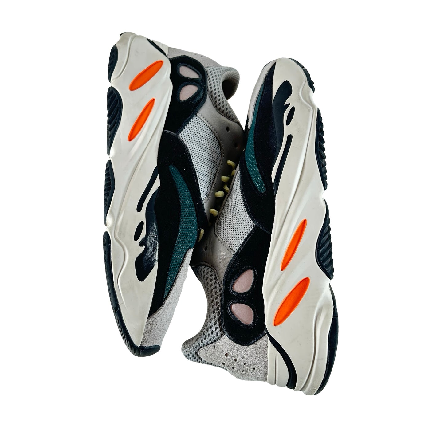 B75571 Yeezy 700 Wave Runner [USED] - 11.5 M (Used) (No Box)