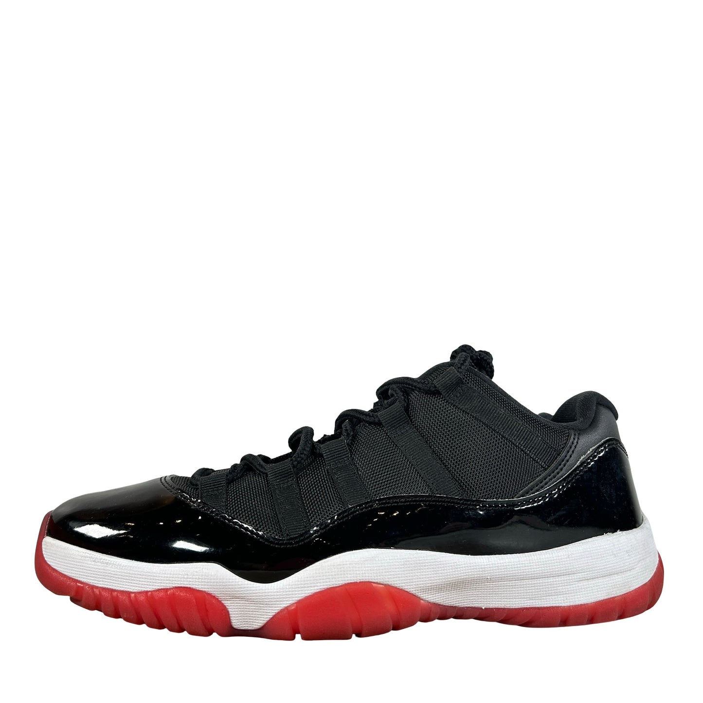 FV5104 006 Jordan 11 Retro Low Bred (2025) - 10 M (Used2)