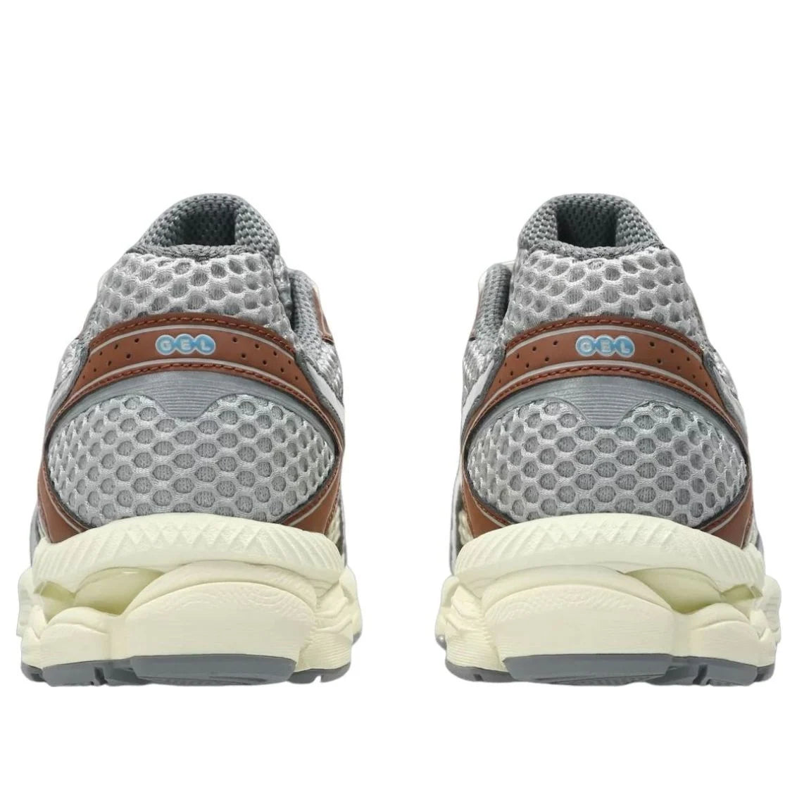 1203A957 250 ASICS Gel-Cumulus 16 emmi Beige Grey