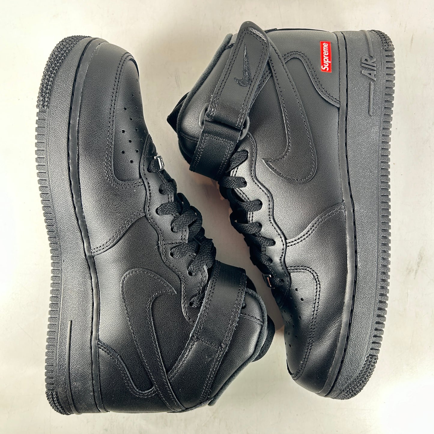 FZ8784 001 Nike Air Force 1 Mid Supreme Black [USED] - 8 M (Used)