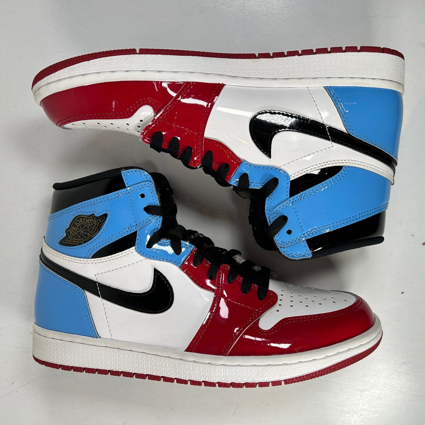 CK5666 100 Jordan 1 Retro High Fearless UNC Chicago [USED] - 9.5 M (Used2)