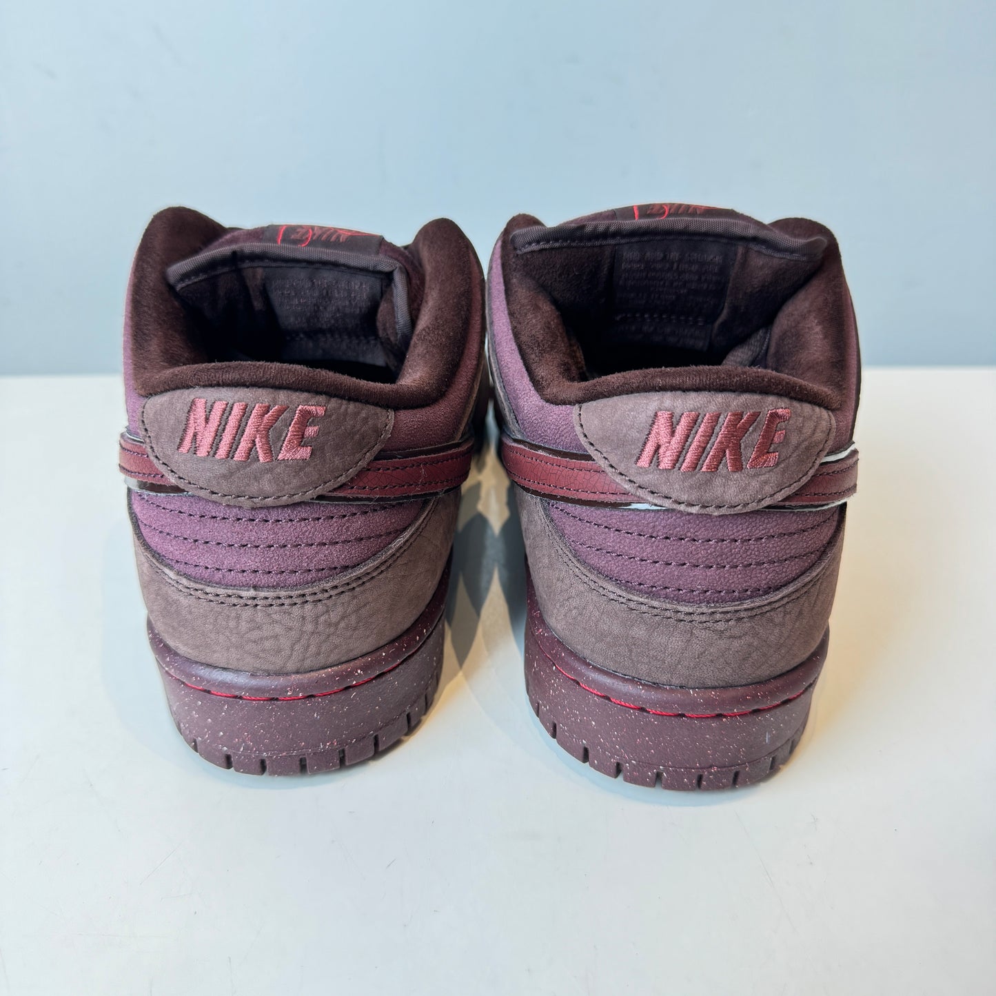 FN0619 600 Nike SB Dunk Low “City of Love” [USED] - 10 M (Used)