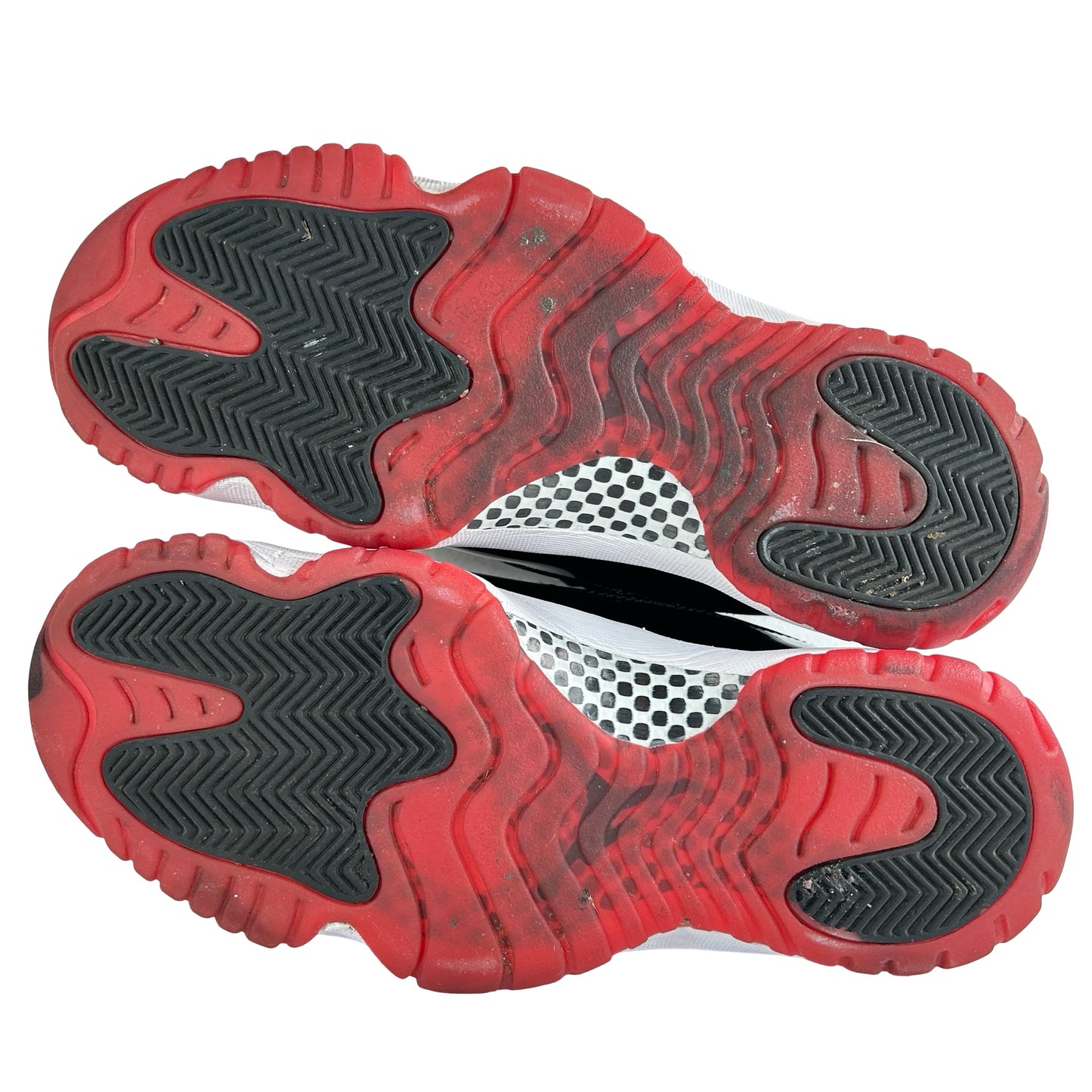 378037 061 Jordan 11 Bred (2019) [USED] - 9 M (Used) (No Box)