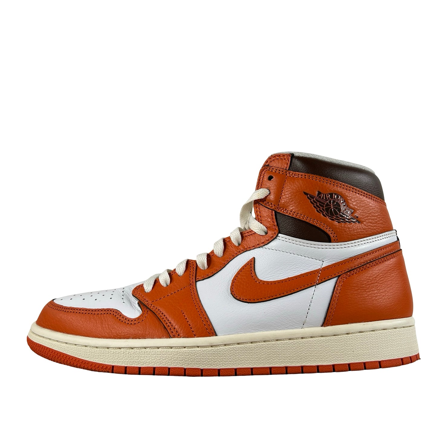 DO9369 101 Jordan 1 Retro High OG Starfish (Mujeres)