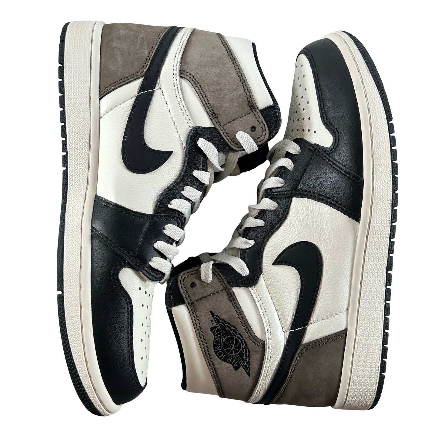 555088 105 Jordan 1 Mocha [USED] - 9 M (Used5)