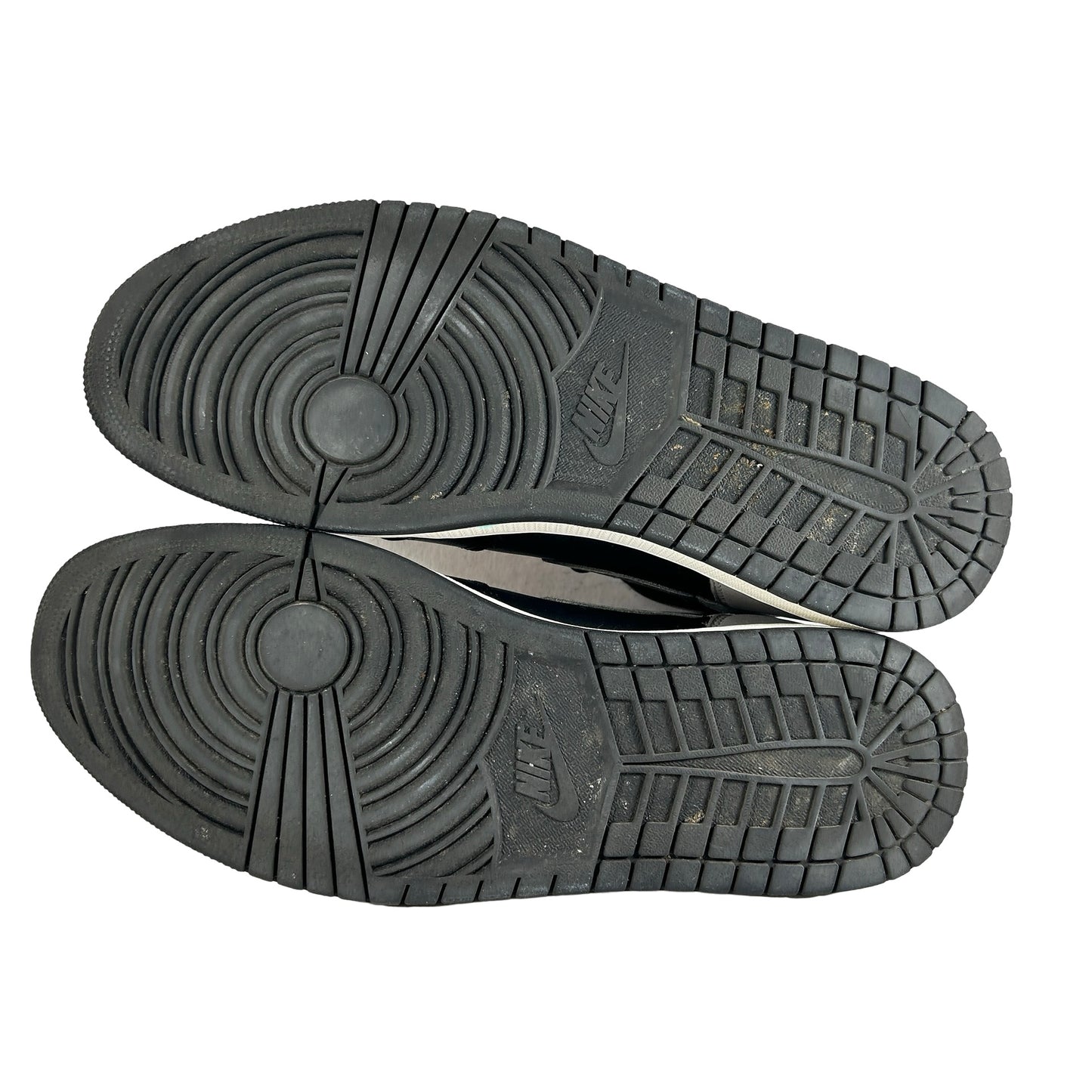 555088 013 Jordan 1 Sombra (2018)