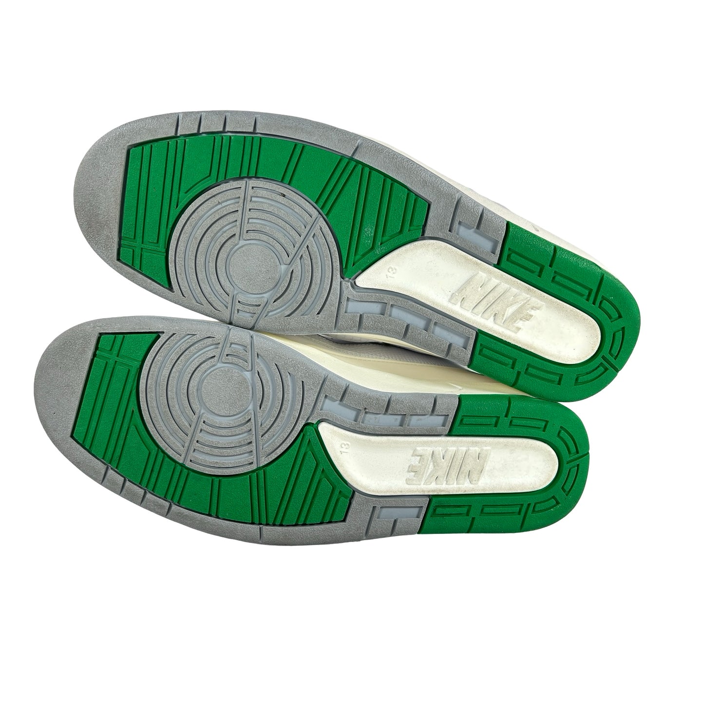DR8884 103 Jordan 2 Retro Lucky Green [USED] - 13 M (Used) (No Box)