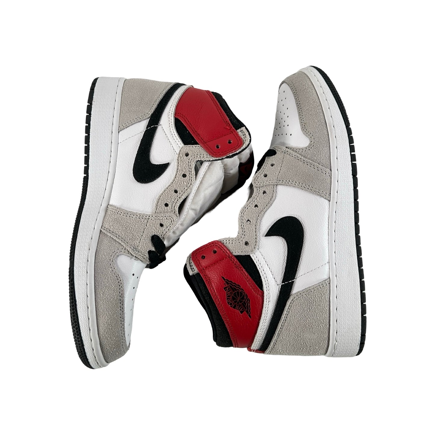 575441 126 Jordan 1 Retro High Light Smoke Grey (GS) [CONDITIONAL] - 6 Y (Small mark on right toe box) (No Box)