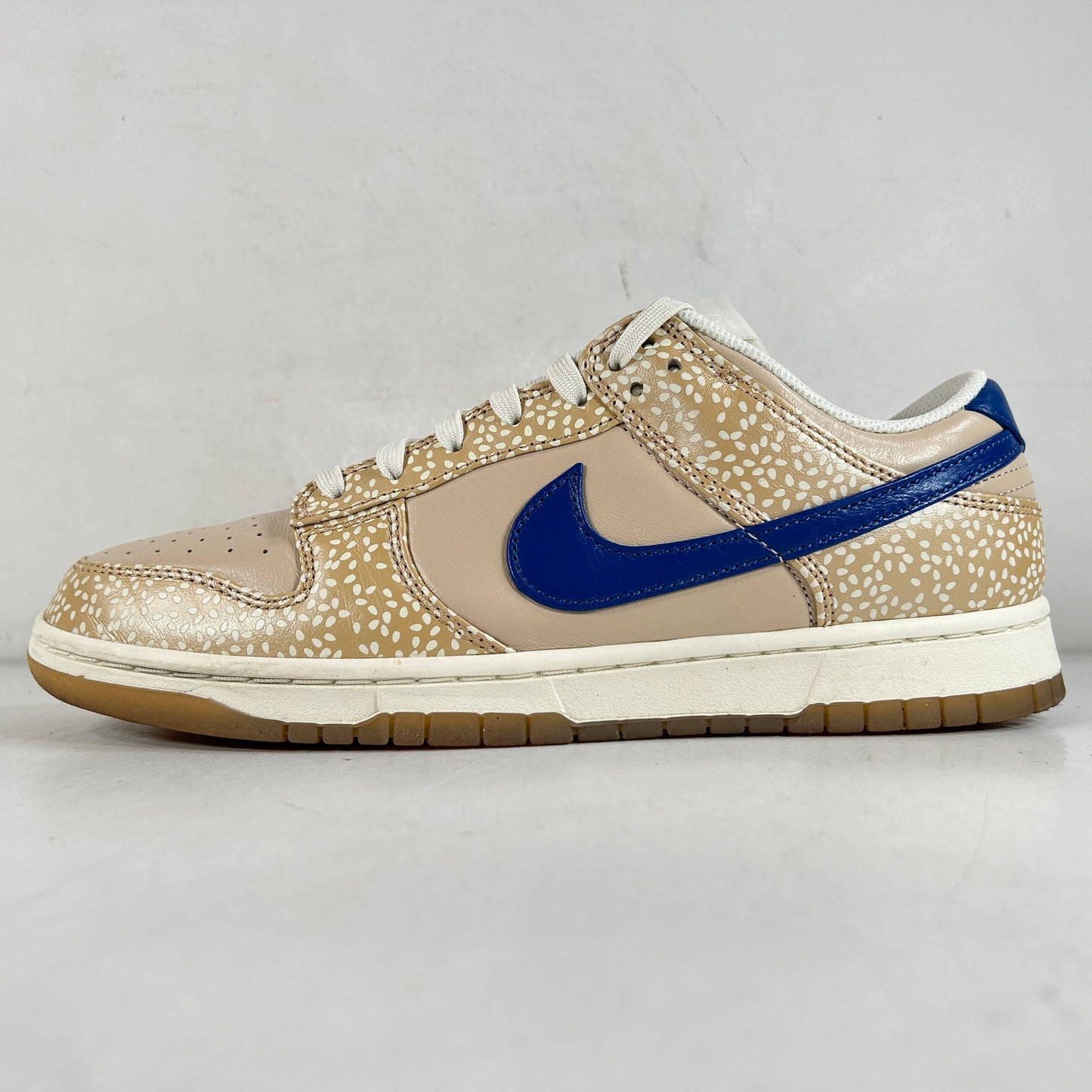 DZ4853 200 Nike Dunk Low Montreal Bagel Sesame [USED] - 10 M (Used)