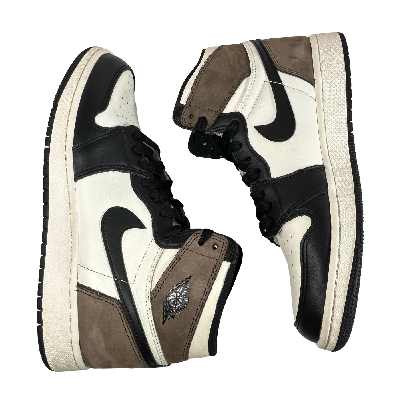 575441 105 Jordan 1 Retro High Dark Mocha (GS) [USED] - 7 Y (Used) (No Box2)