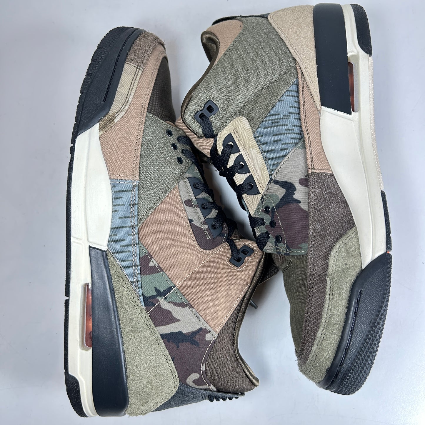 DO1830 200 Jordan 3 Retro Patchwork Camo [USED] - 11.5 M (Used)