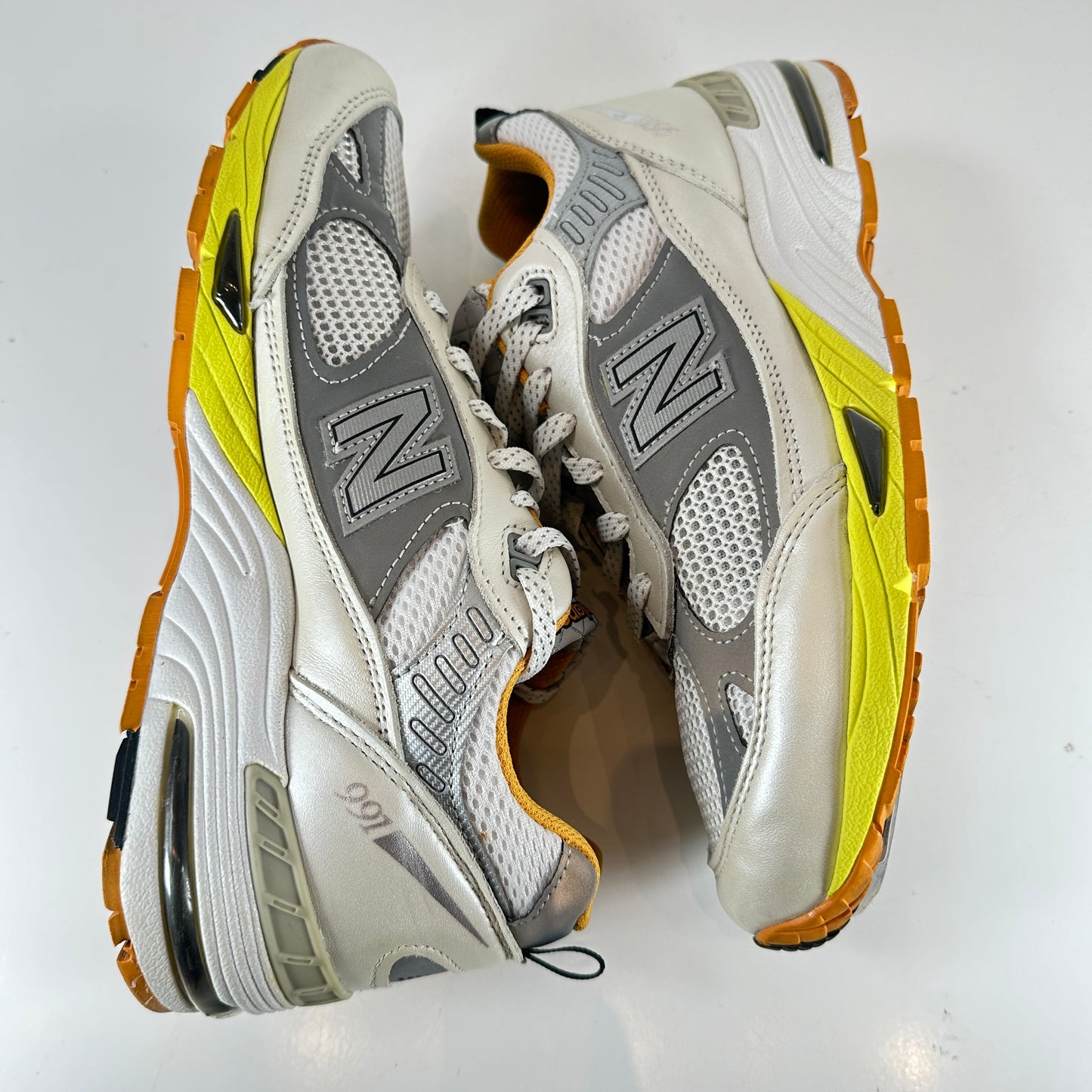 M991ARI New Balance 991 Aries Orange [USED] - 7 M (Used)